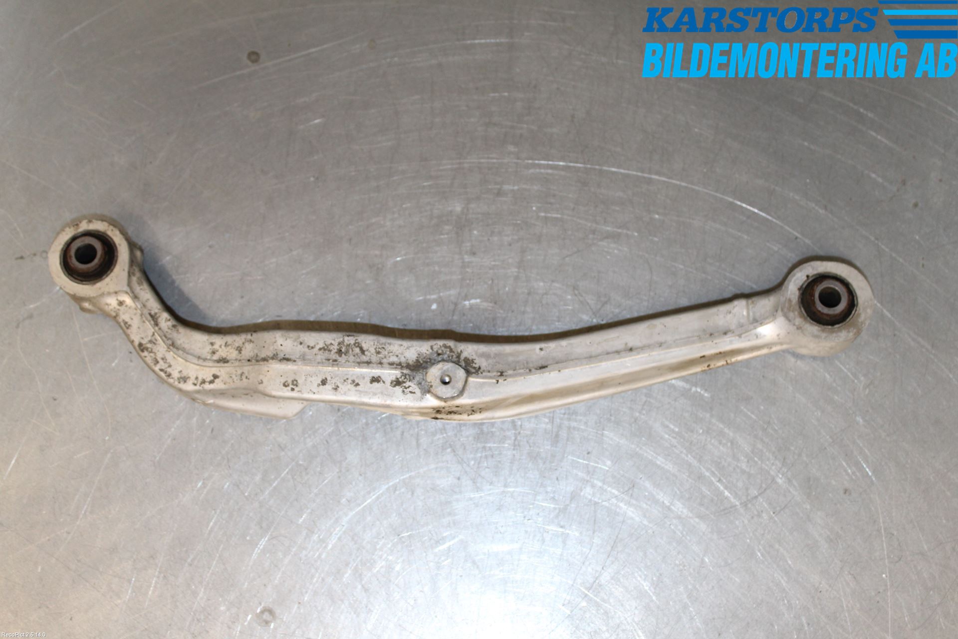 Nissan QASHQAI   07-10 Bärarm Bak Övre Höger