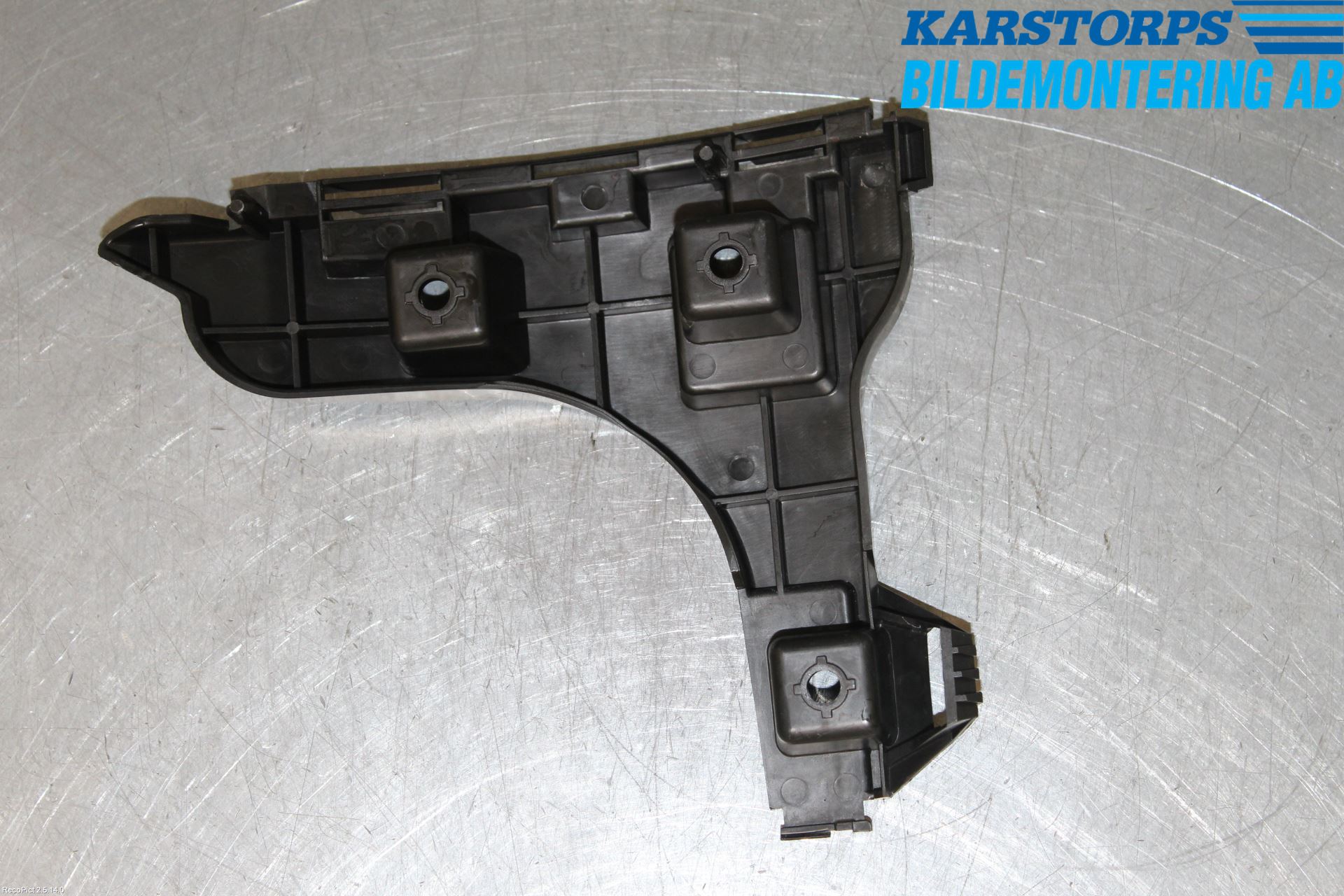 Volvo XC60 09-13 Stötfångarfäste Bak Hö