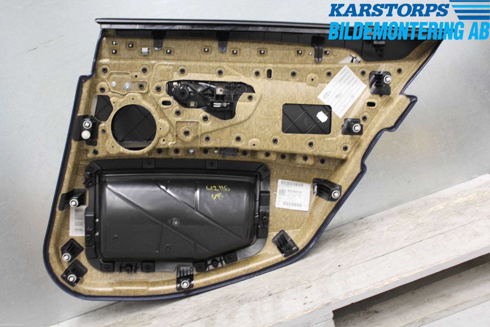 BMW 5 F10/F11/F18 09-17 Dörrklädsel Vä