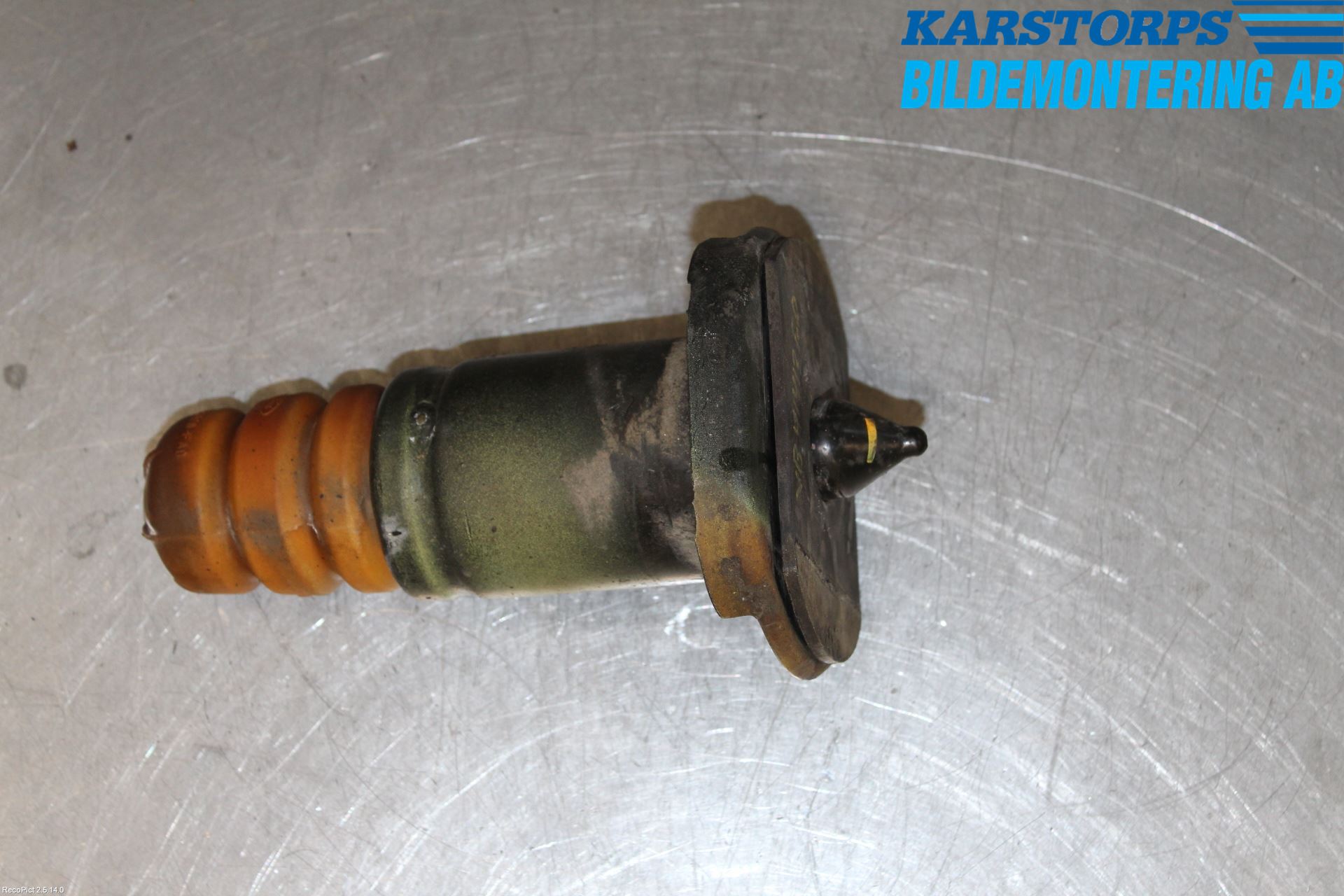 Volvo XC70 14-16 Bakvagn Anslagsgummi