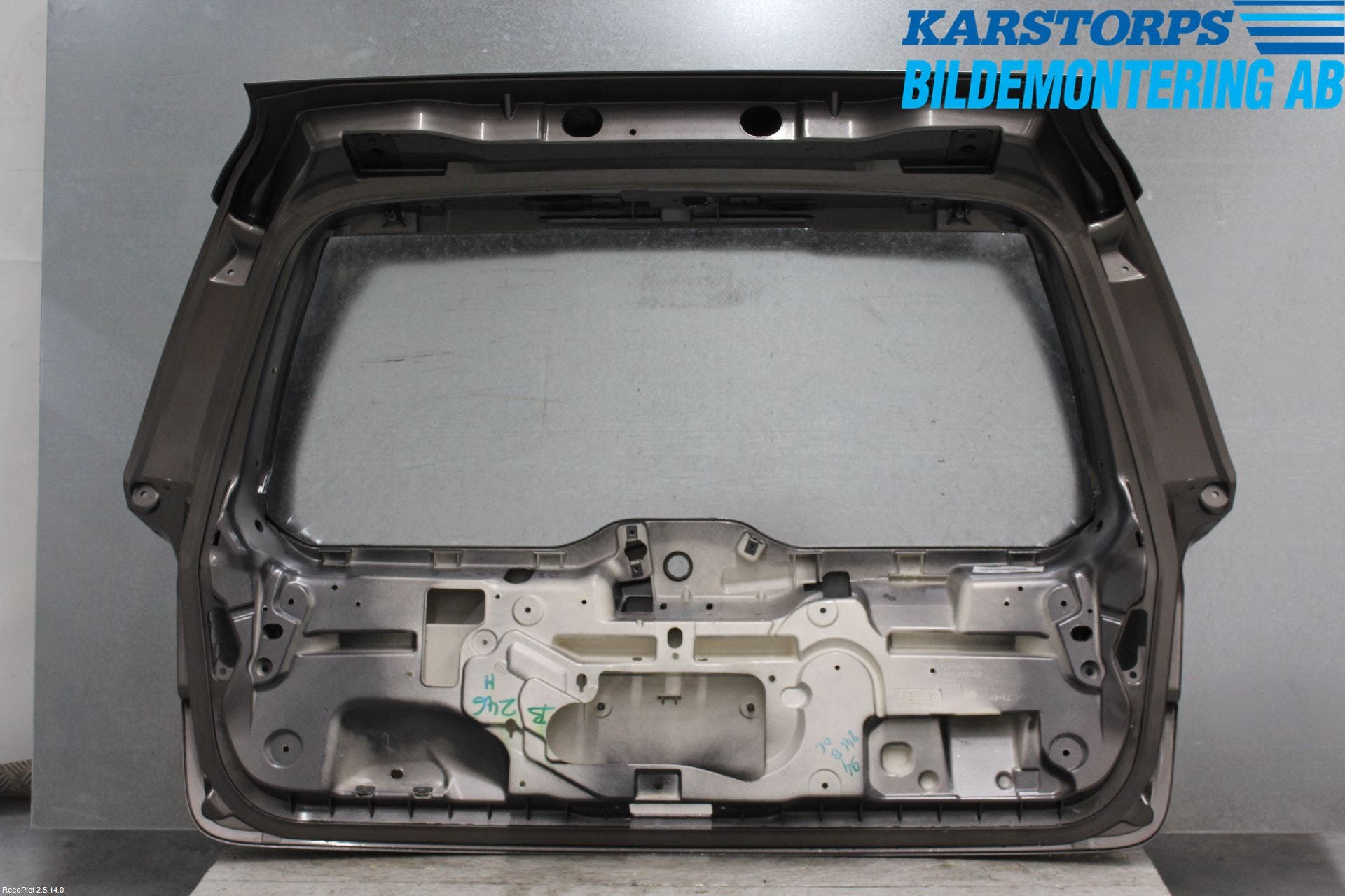 Volvo V70 08-13 Baklucka Kombi