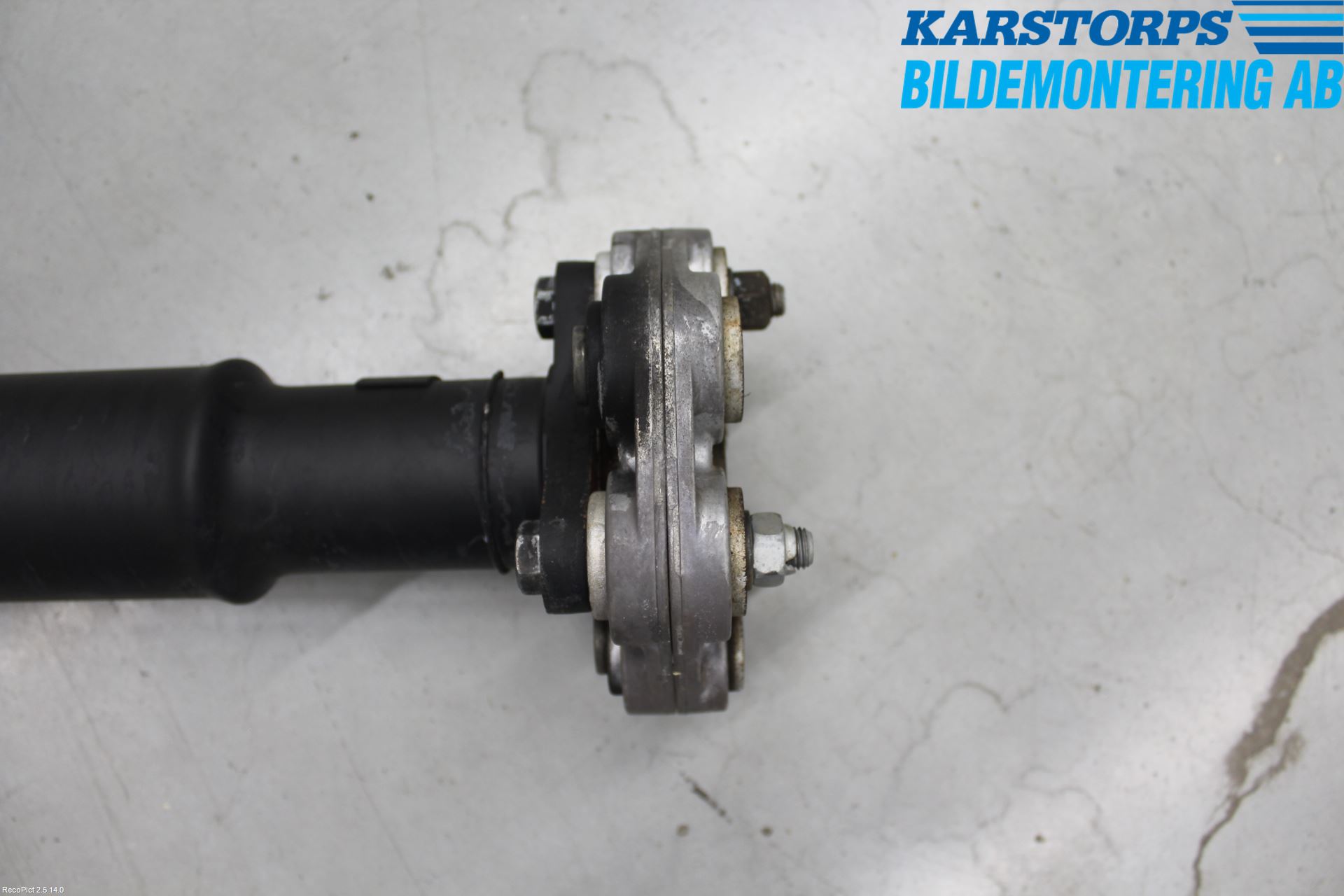 BMW 5 F10/F11/F18 09-17 Mellanaxel Komp