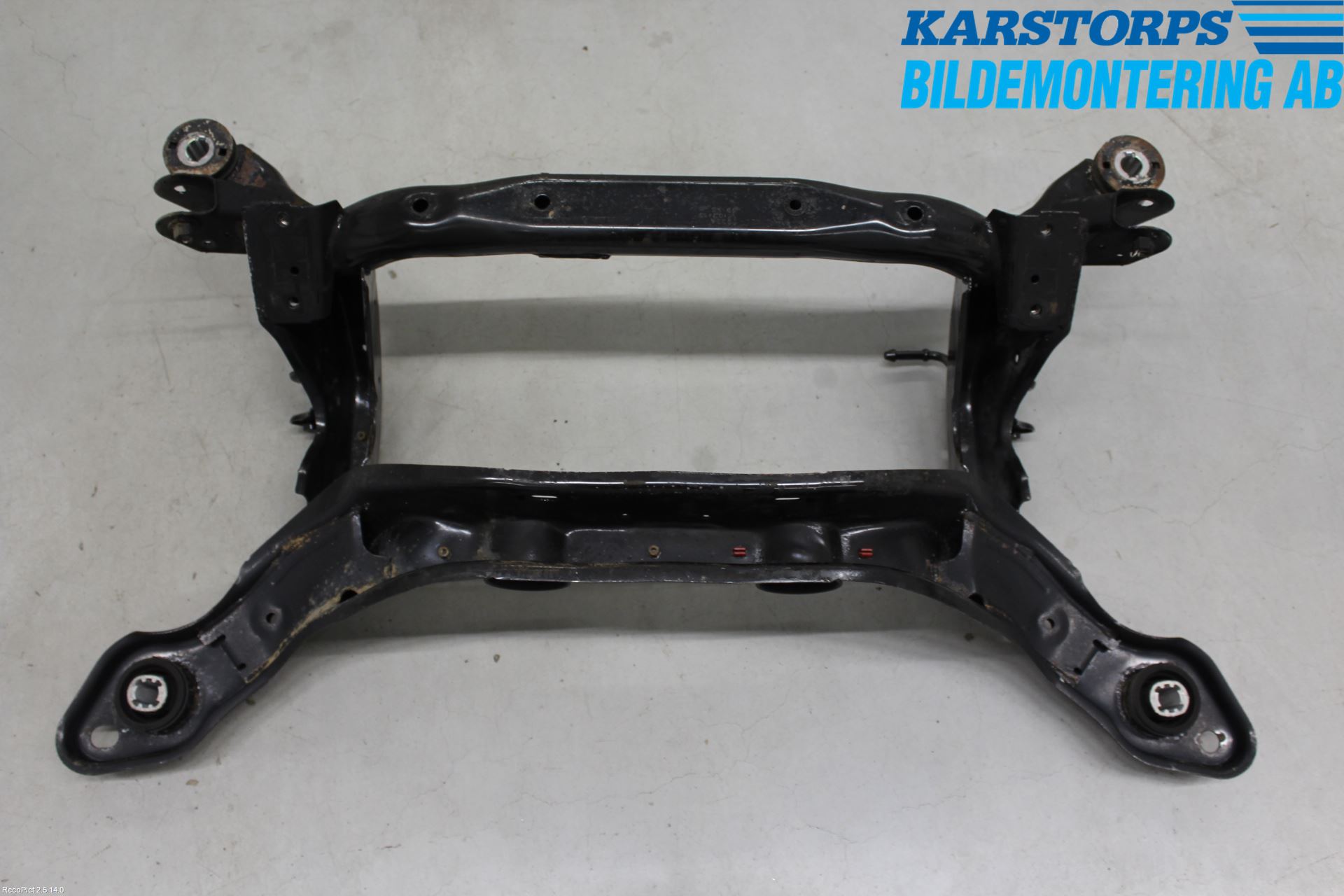 Volvo V60 11-13 Bakaxelbalk