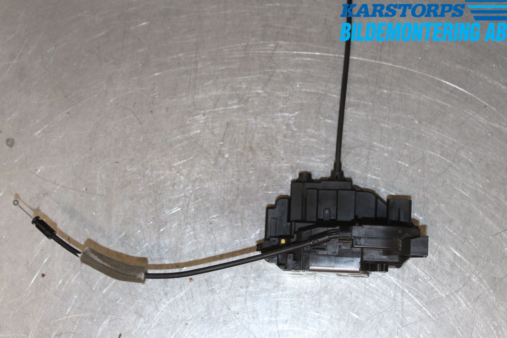 Renault CLIO III  09-12 Låskista-Dörrlås