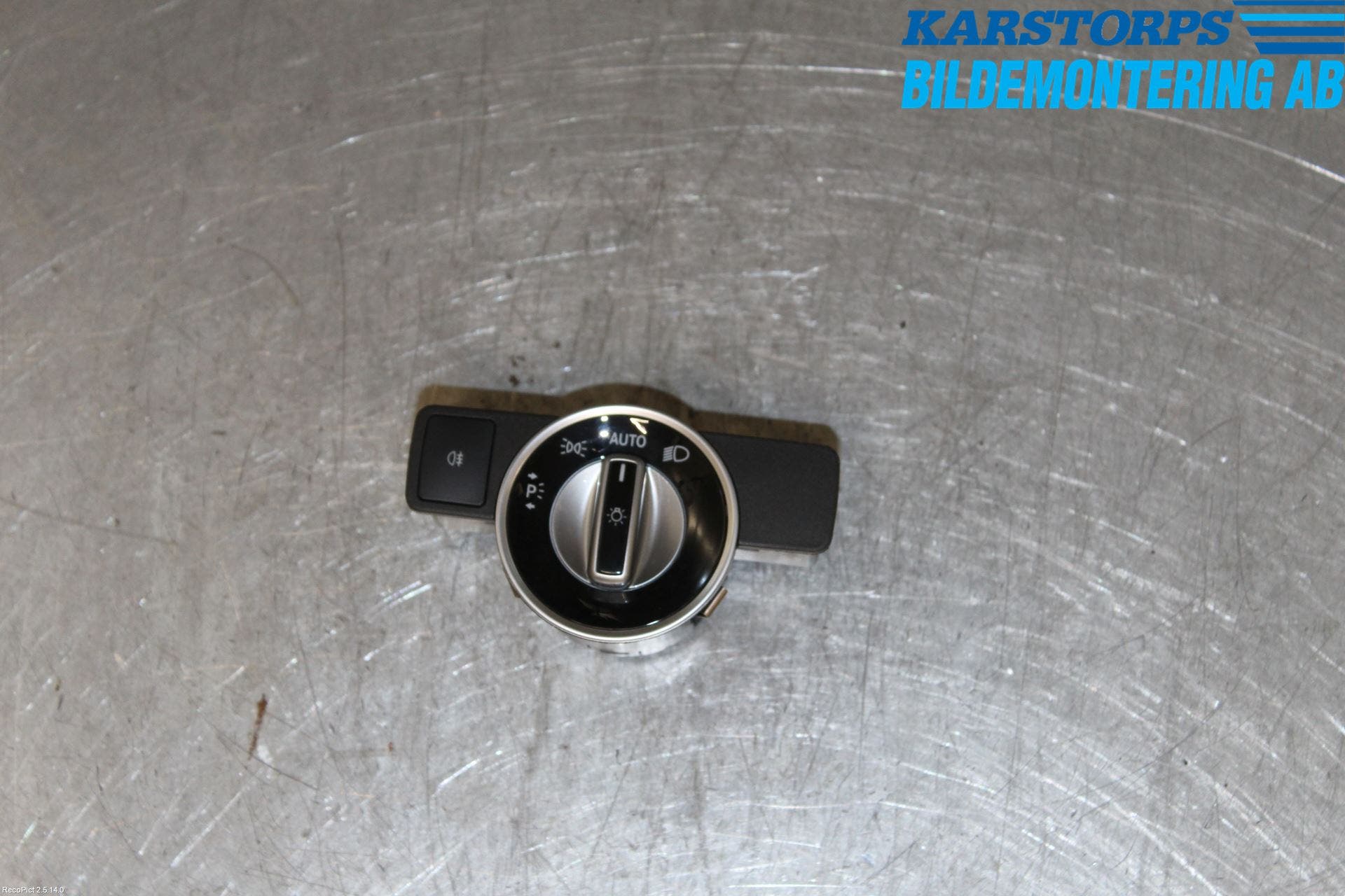 Mercedes-Benz MB C-KLASS (W204) 07-15 Strömställare Ljus