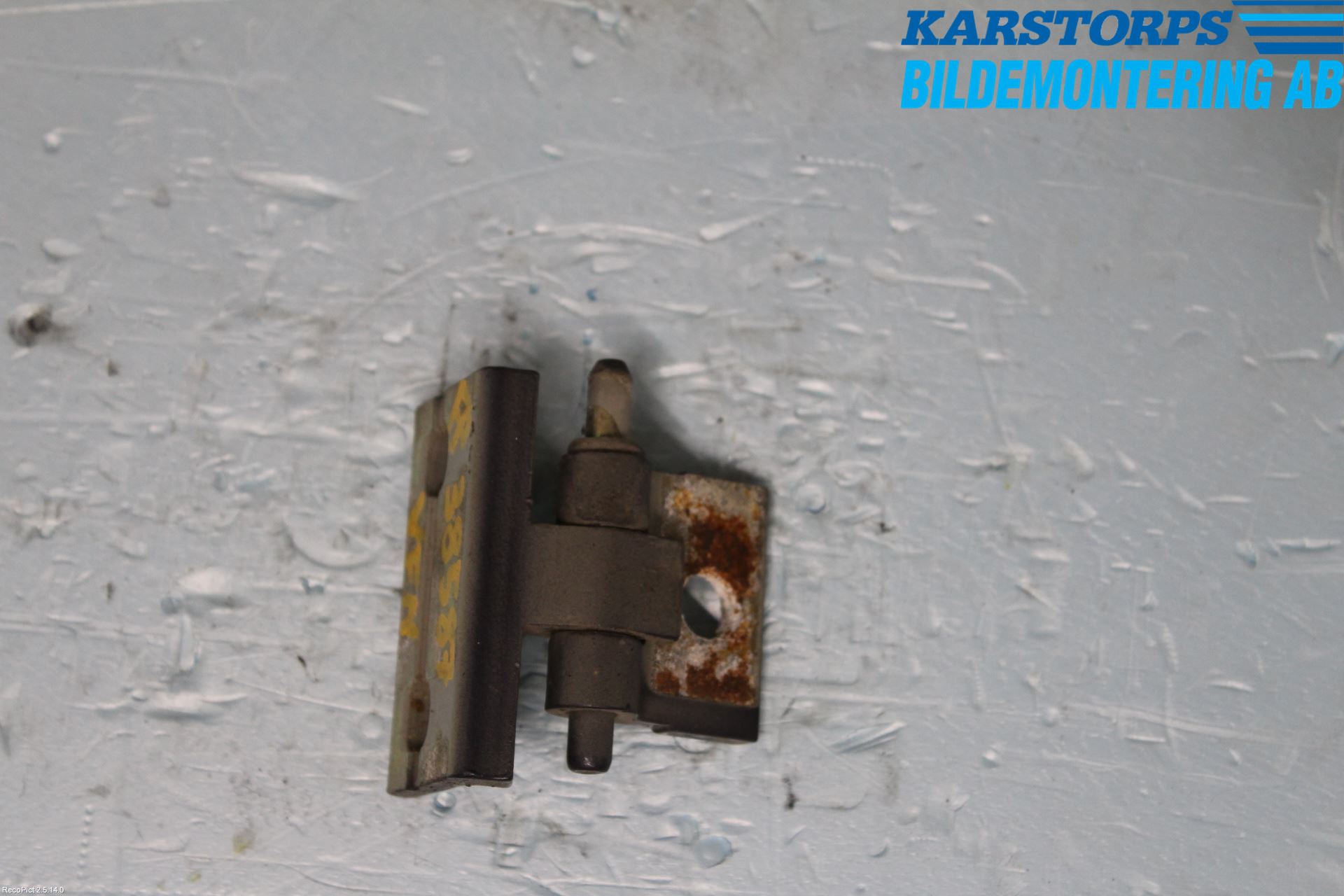 Volvo V70 00-04 Dörrgångjärn