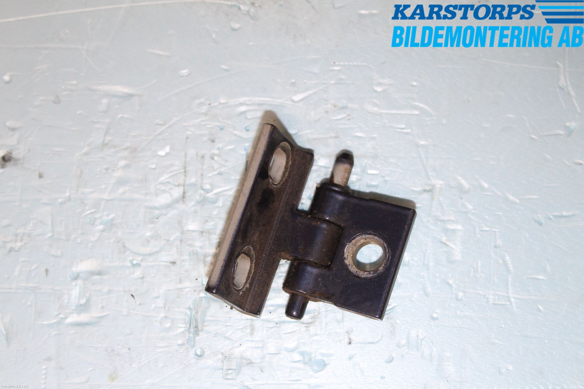 Volvo V70 00-04 Dörrgångjärn