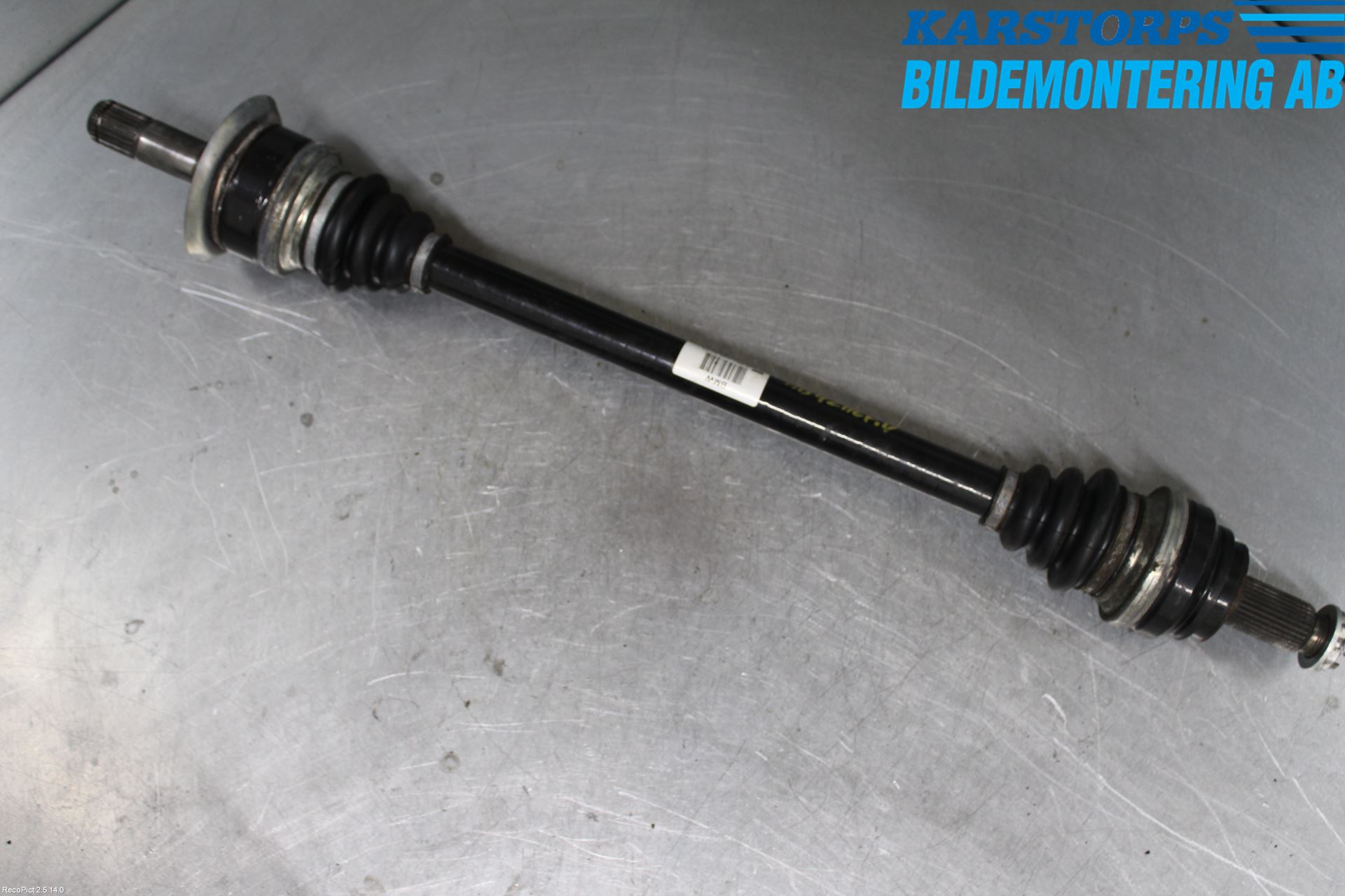 BMW 5 F10/F11/F18 09-17 Drivaxel Bak Vänster