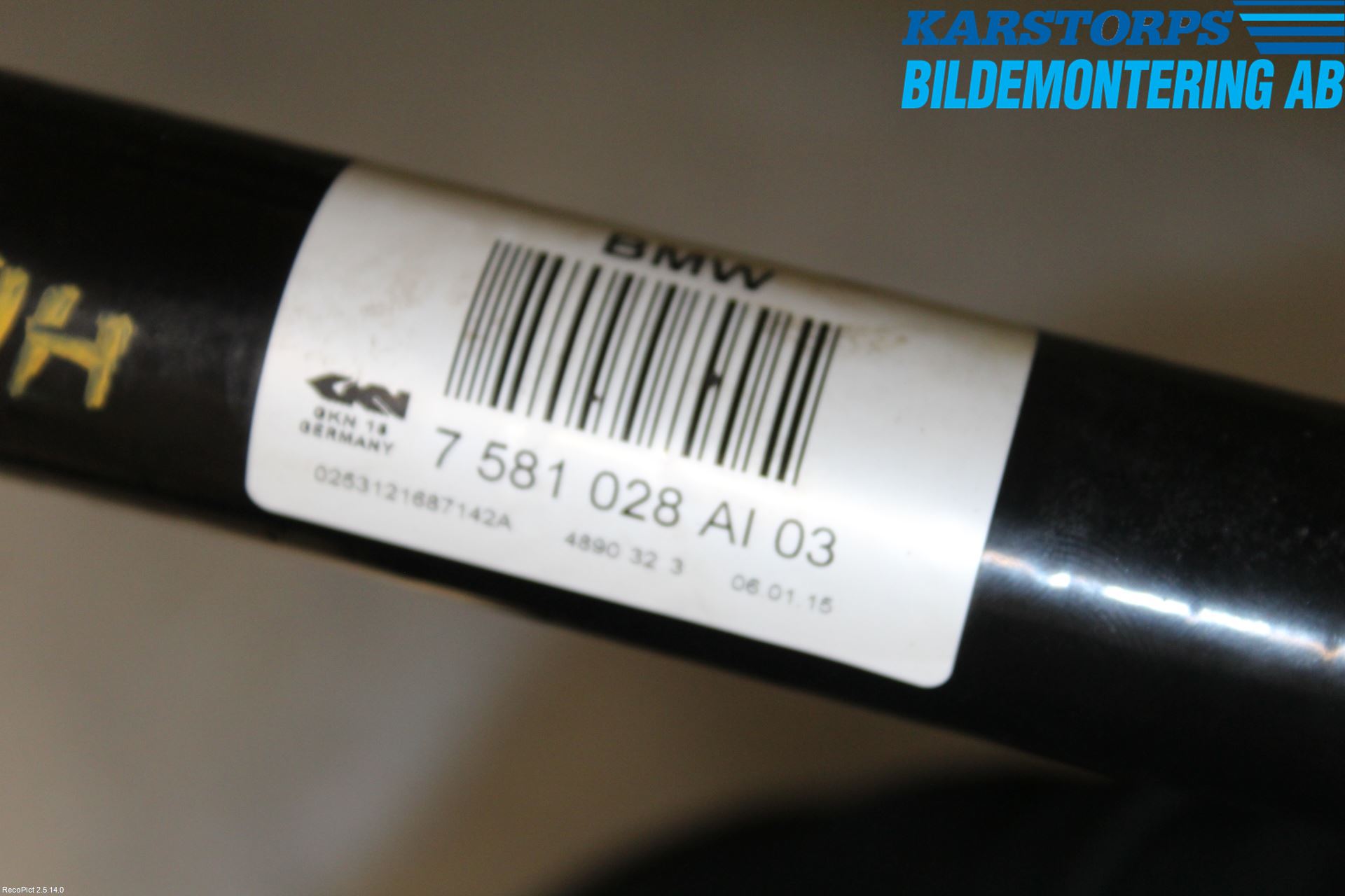 BMW 5 F10/F11/F18 09-17 Drivaxel Bak Höger