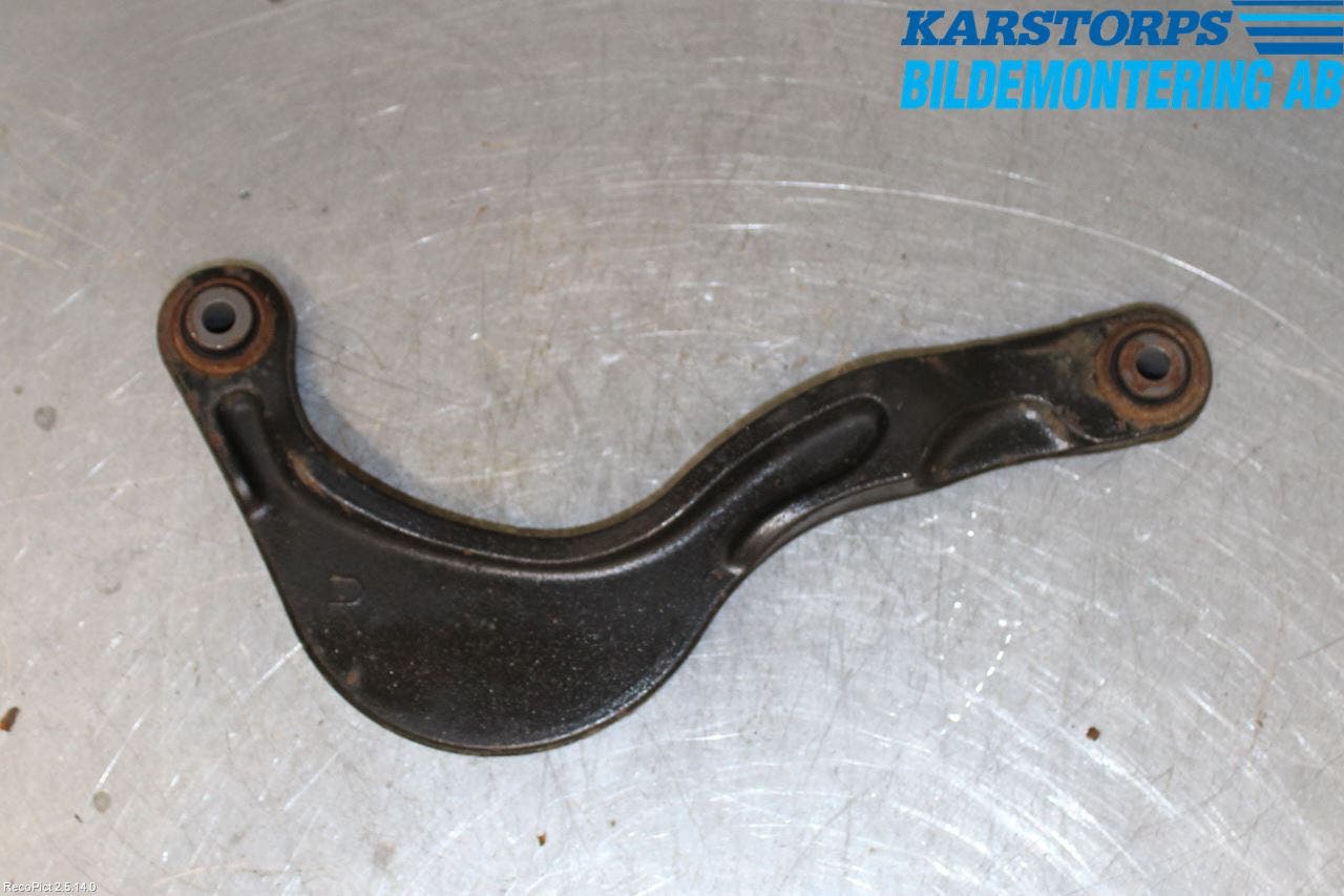 Volvo V60 11-13 Bärarm Bak Övre Höger