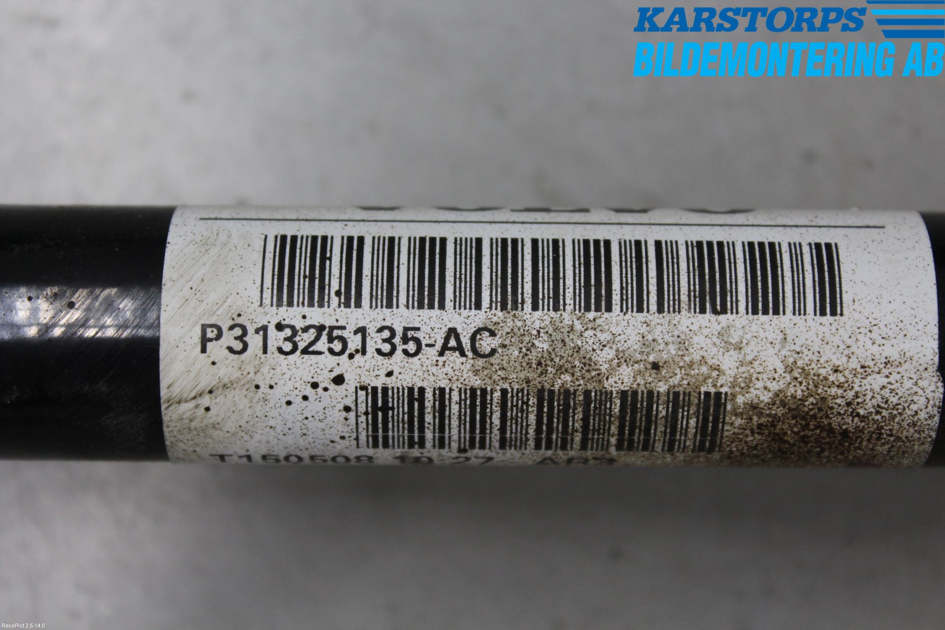 Volvo V70 14-16 Drivaxel Bak Höger