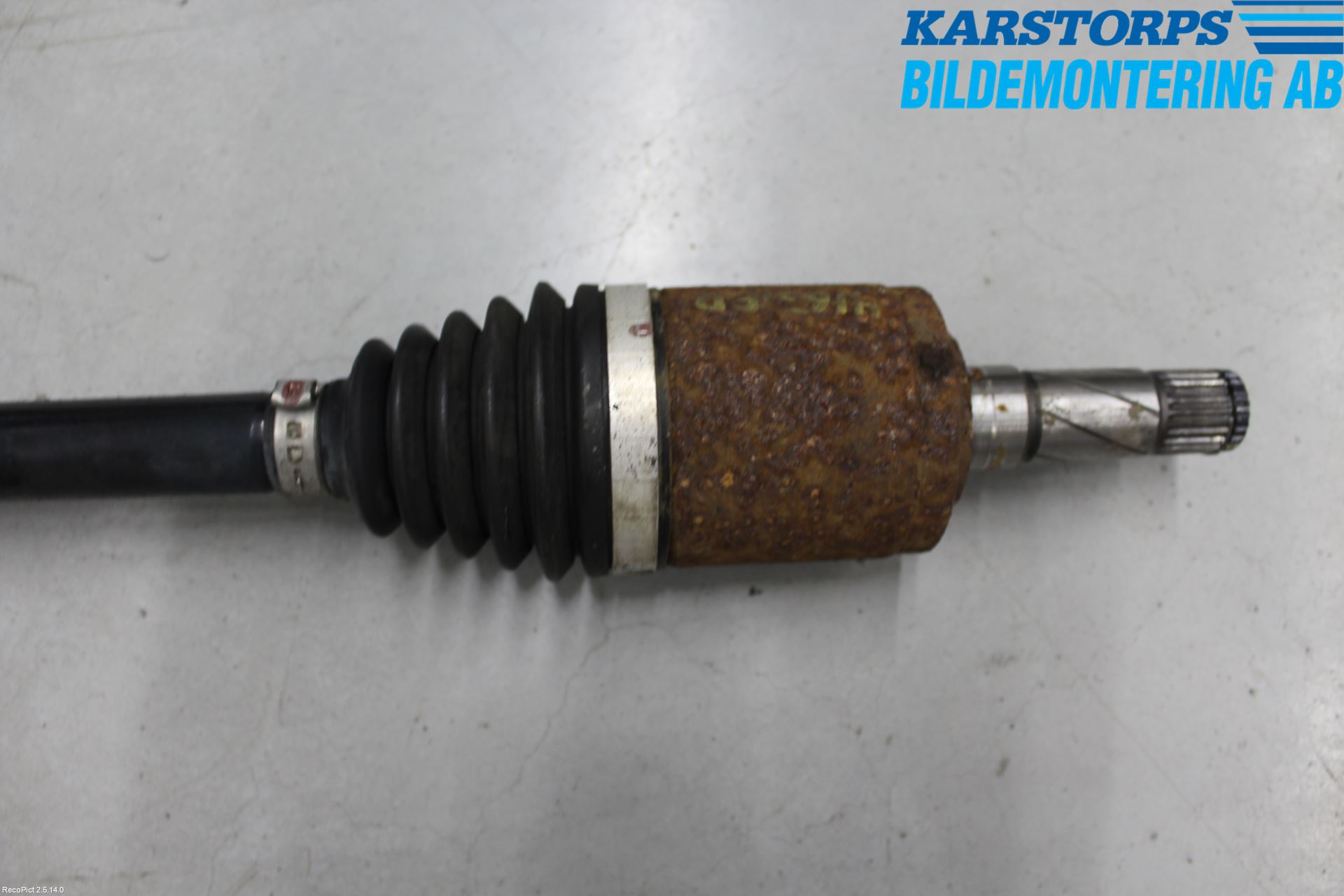 Volvo V60 11-13 Drivaxel Bak Vänster