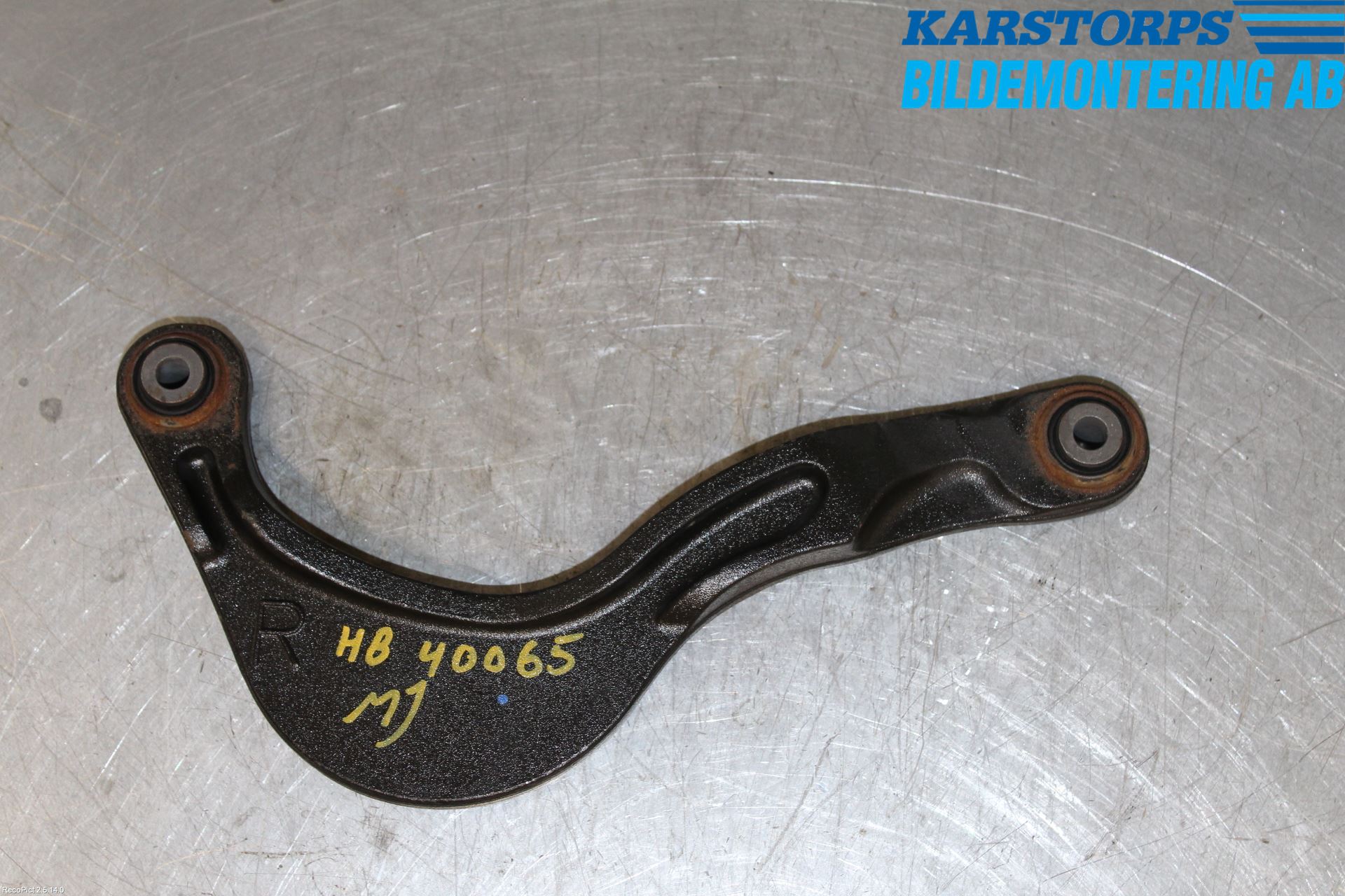 Volvo V70 14-16 Bärarm Bak Övre Höger