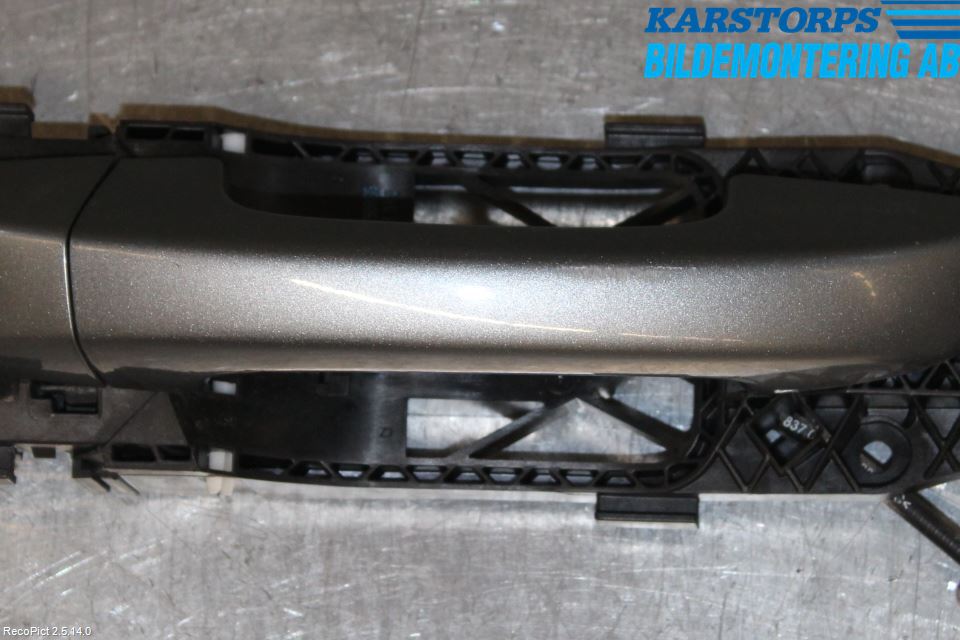 Skoda SUPERB 09-15 Dörrhandtag Yttre Hö