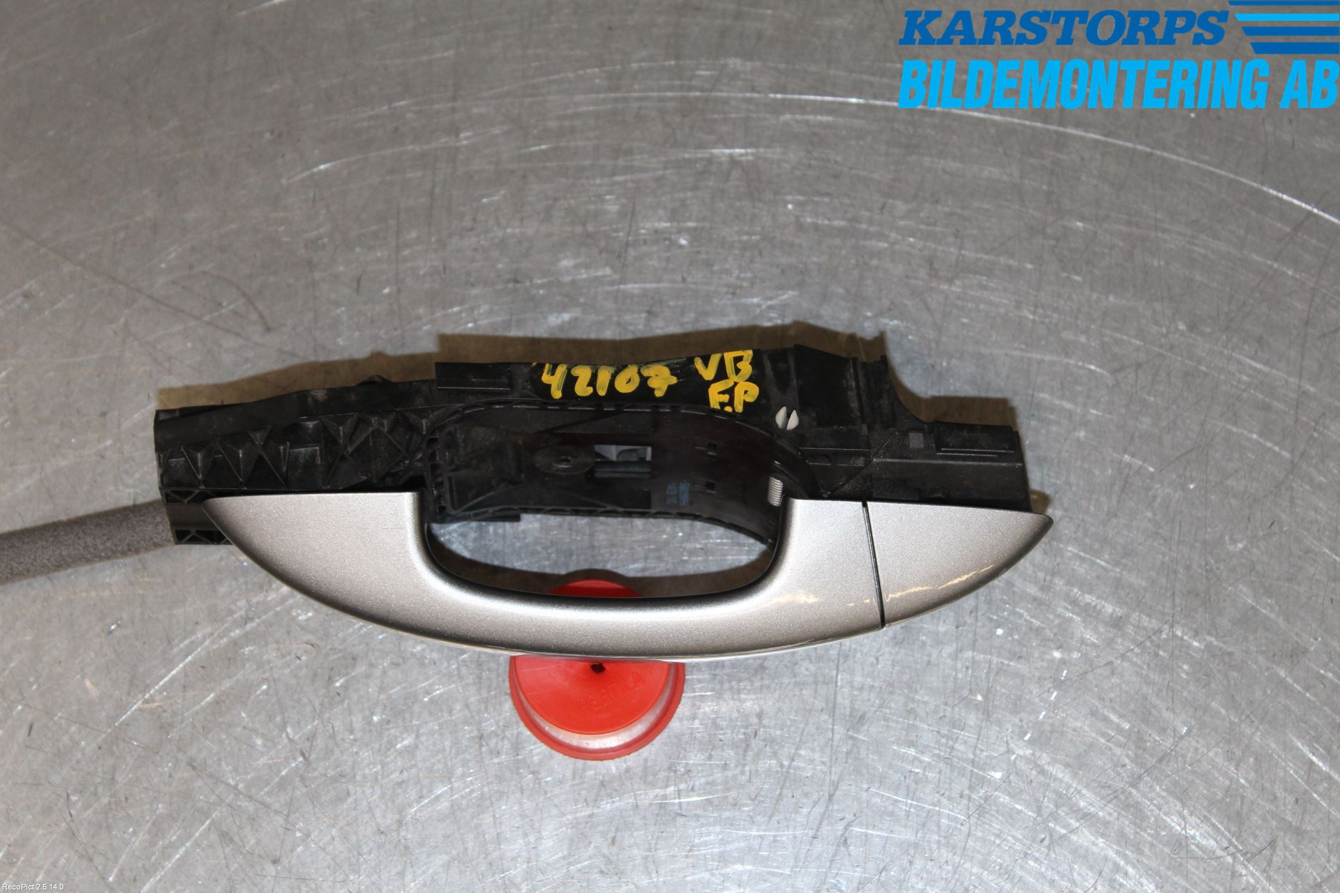 Skoda SUPERB 09-15 Dörrhandtag Yttre Vä