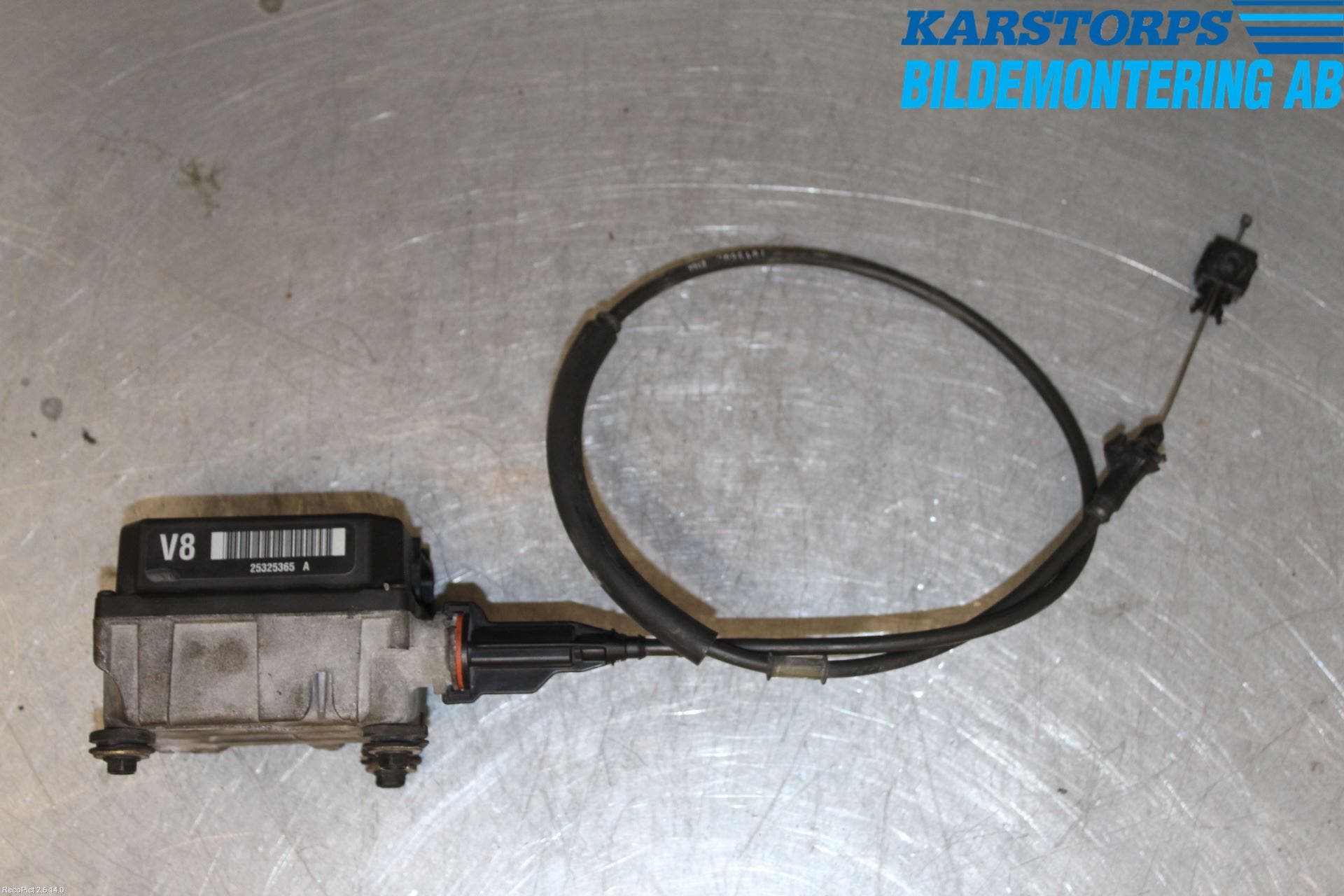 Cadillac DEVILLE Farthållare