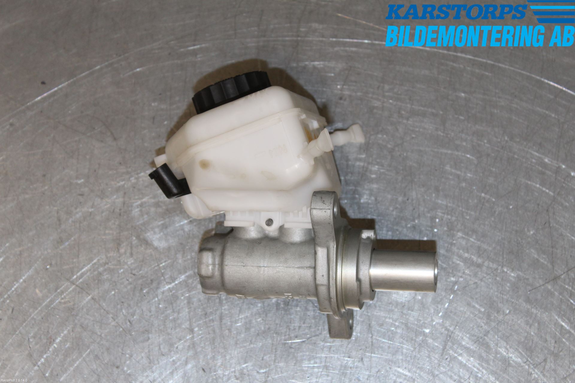BMW 4 F32/F33/F82/F83 13-20 Broms Huvudcylinder