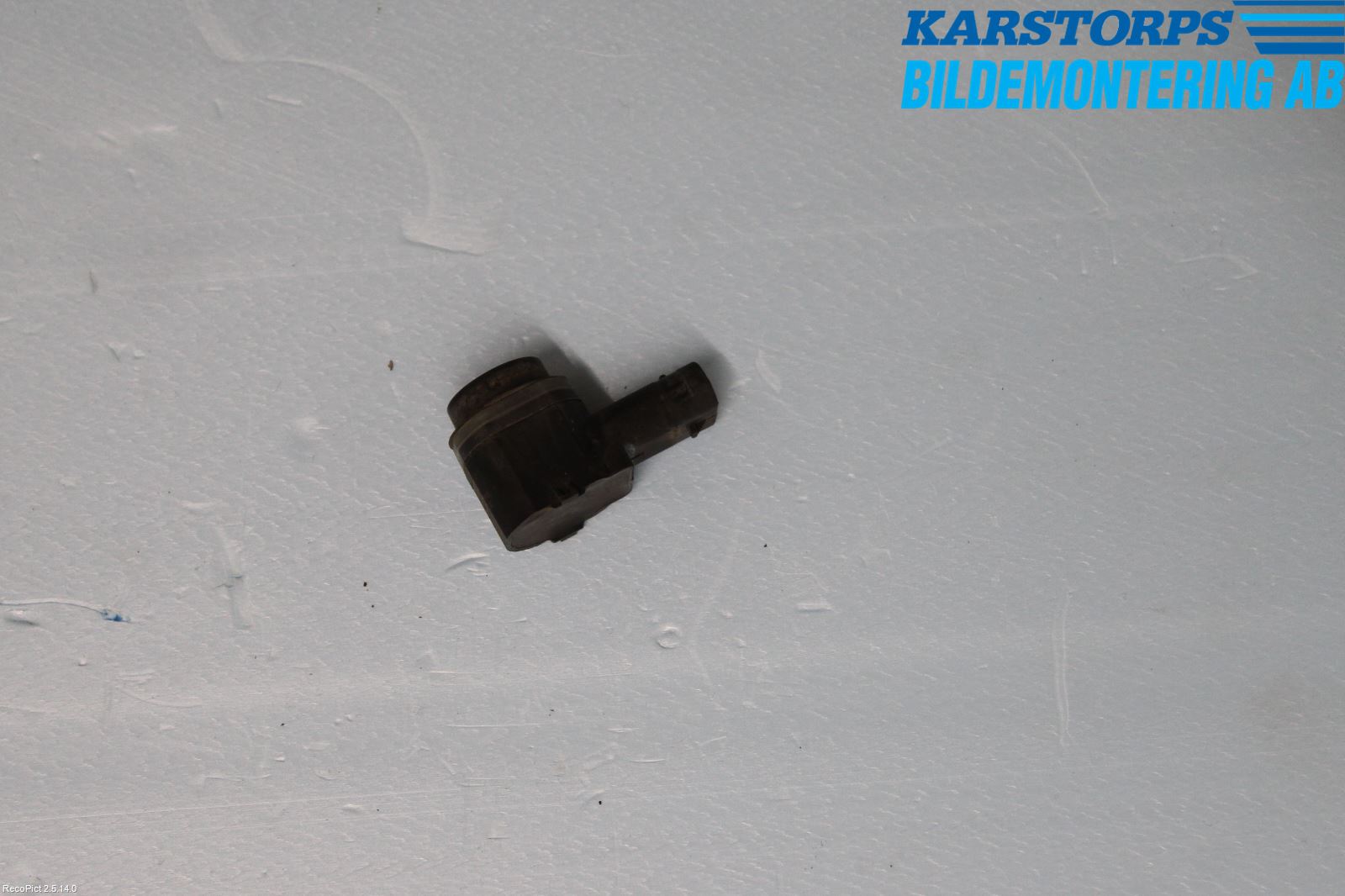 Skoda SUPERB 09-15 Parkeringshjälp Frontsensor