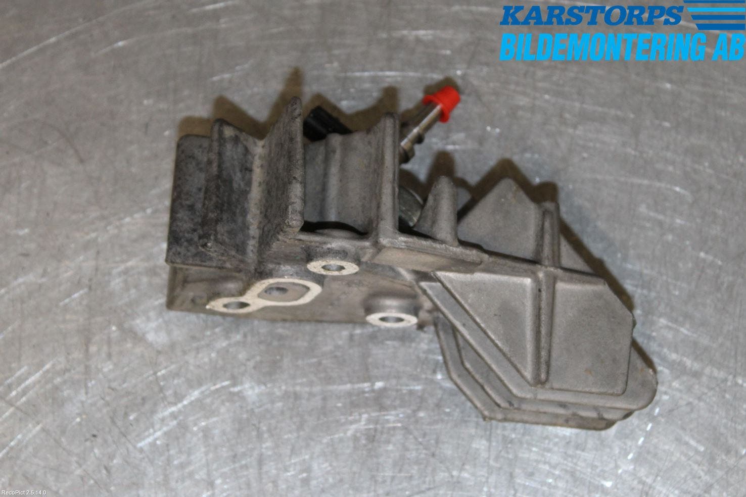 Renault MEGANE III 09-15 Injkallstartsventil