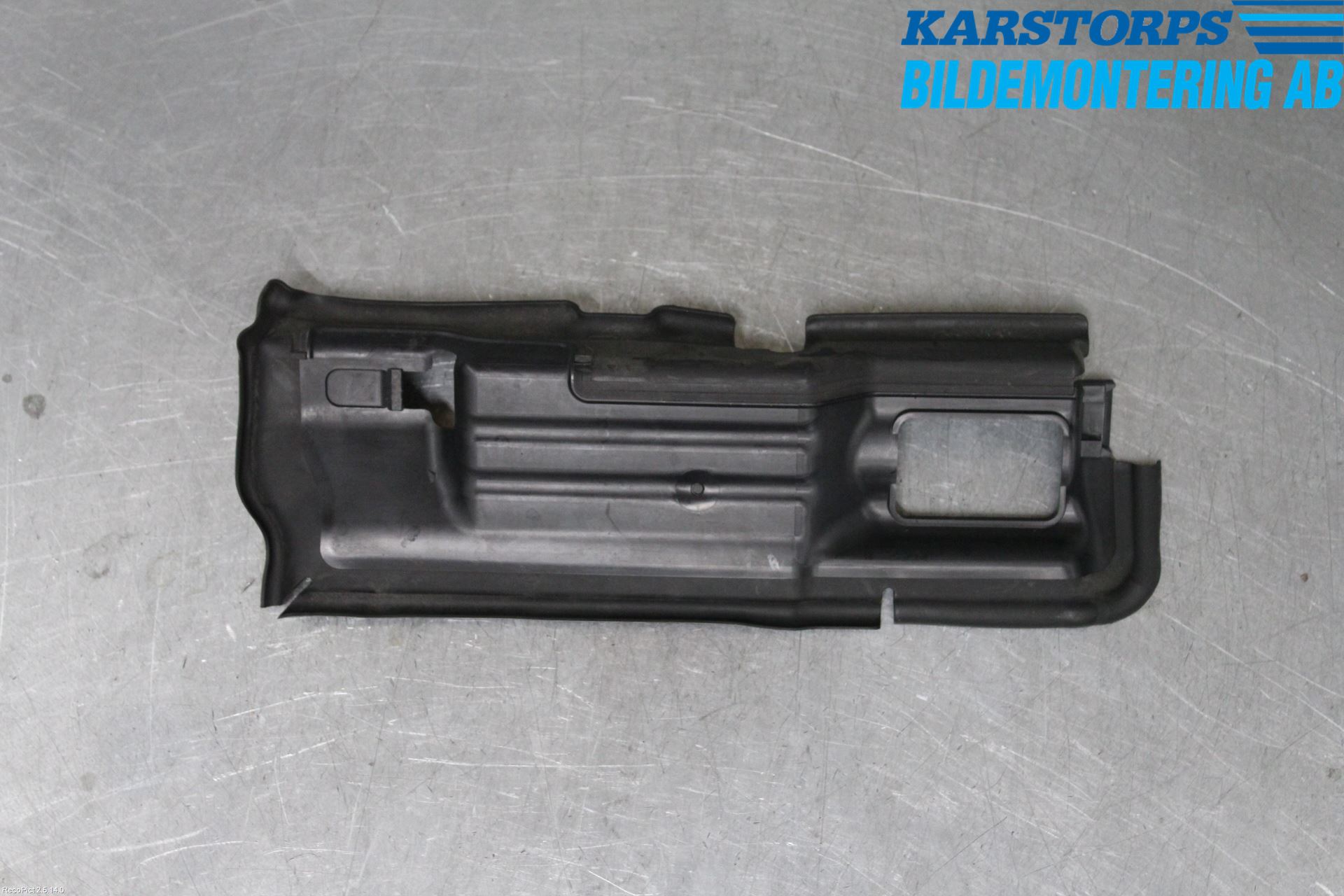 Volvo V70 14-16 Deflektor Plåt-Plast Kylning
