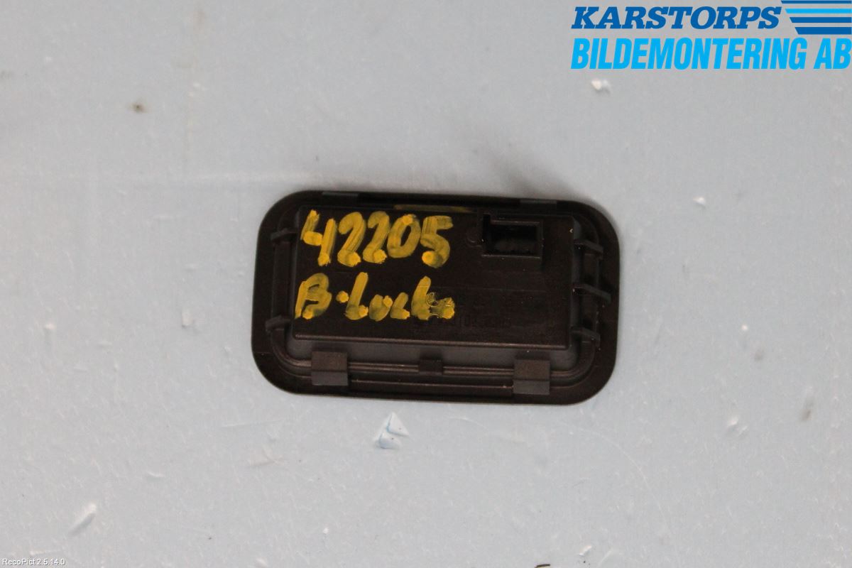 Mercedes-Benz MB C-KLASS (W205) 14-21 Strömställare Baklucka