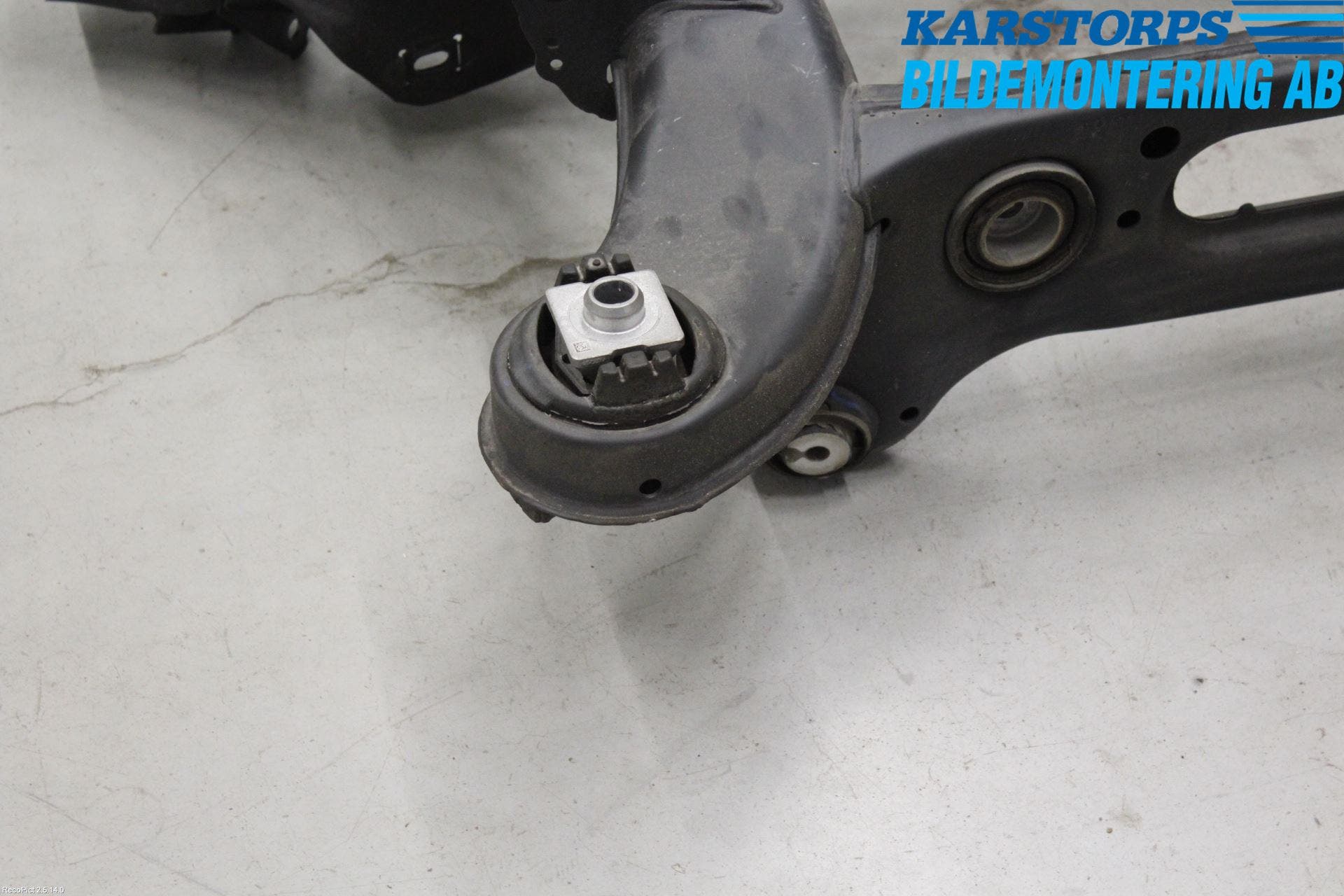 Mercedes-Benz MB C-KLASS (W205) 14-21 Bakaxelbalk