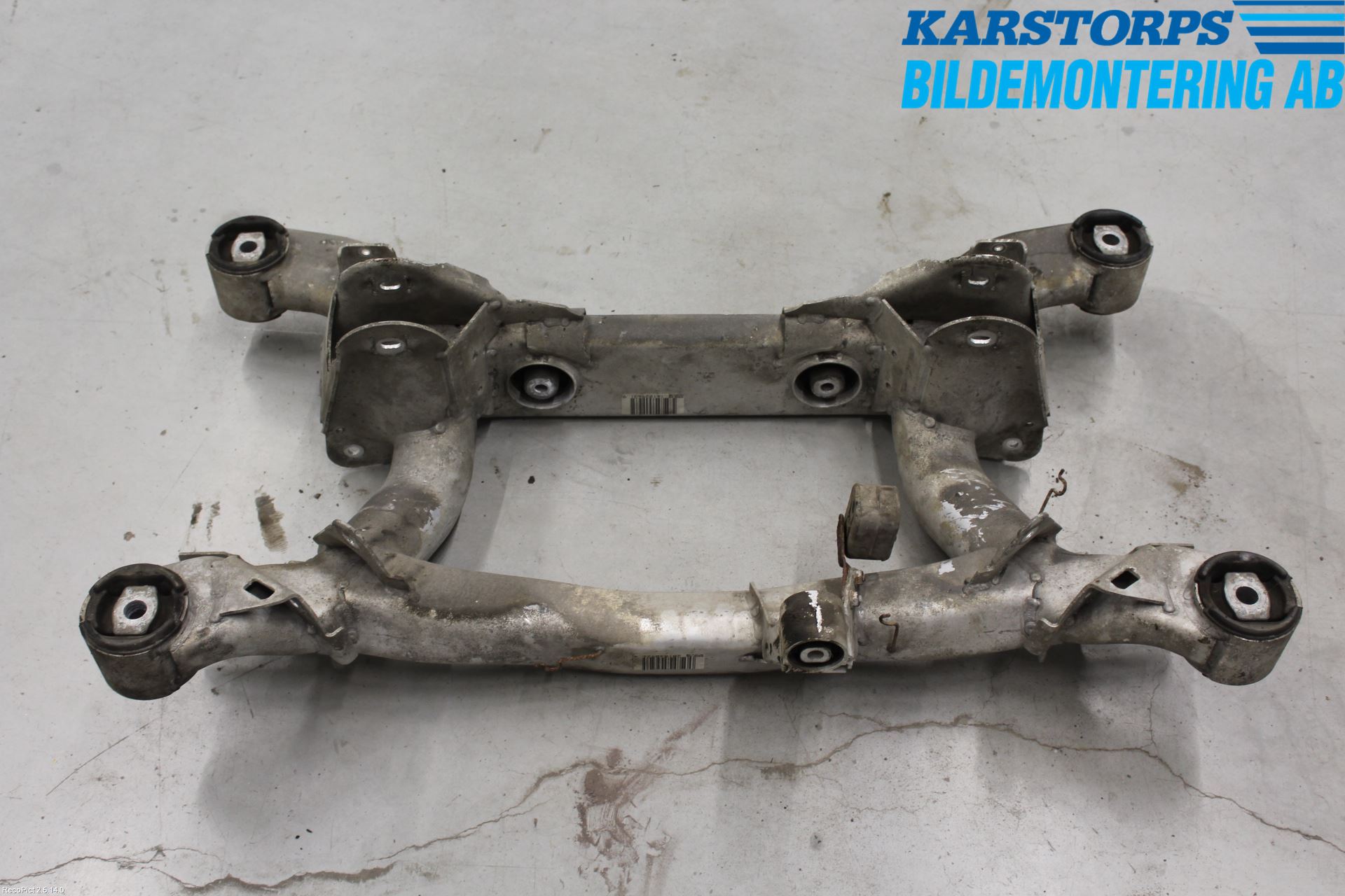 BMW 5 E39 95-04 Bakaxelbalk