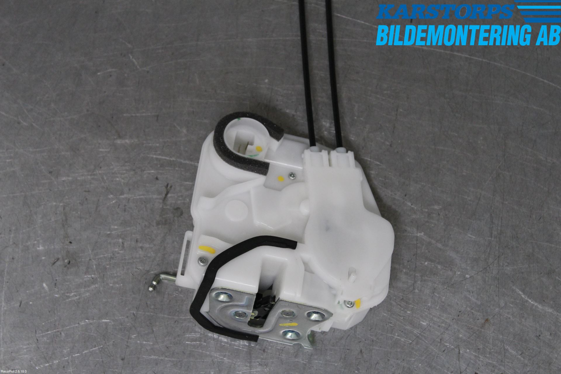 Mitsubishi L200 16-23 Låskista-Dörrlås