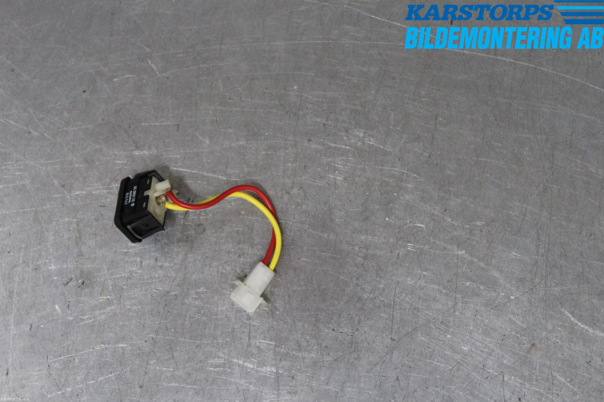 Volvo S40/V40    96-04 Strömställare Extraljus