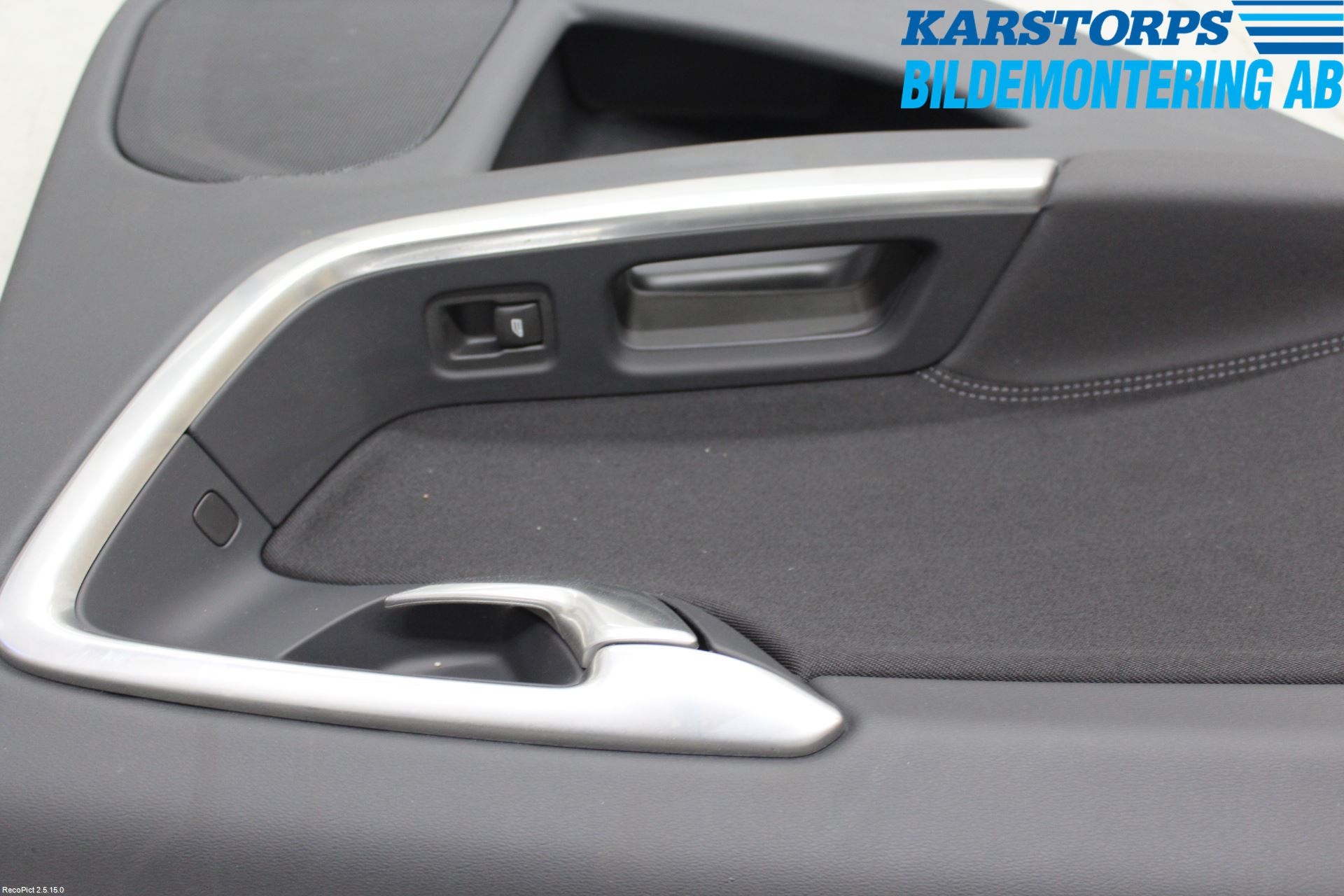 Volvo S60 14-18 Dörrklädsel Vä