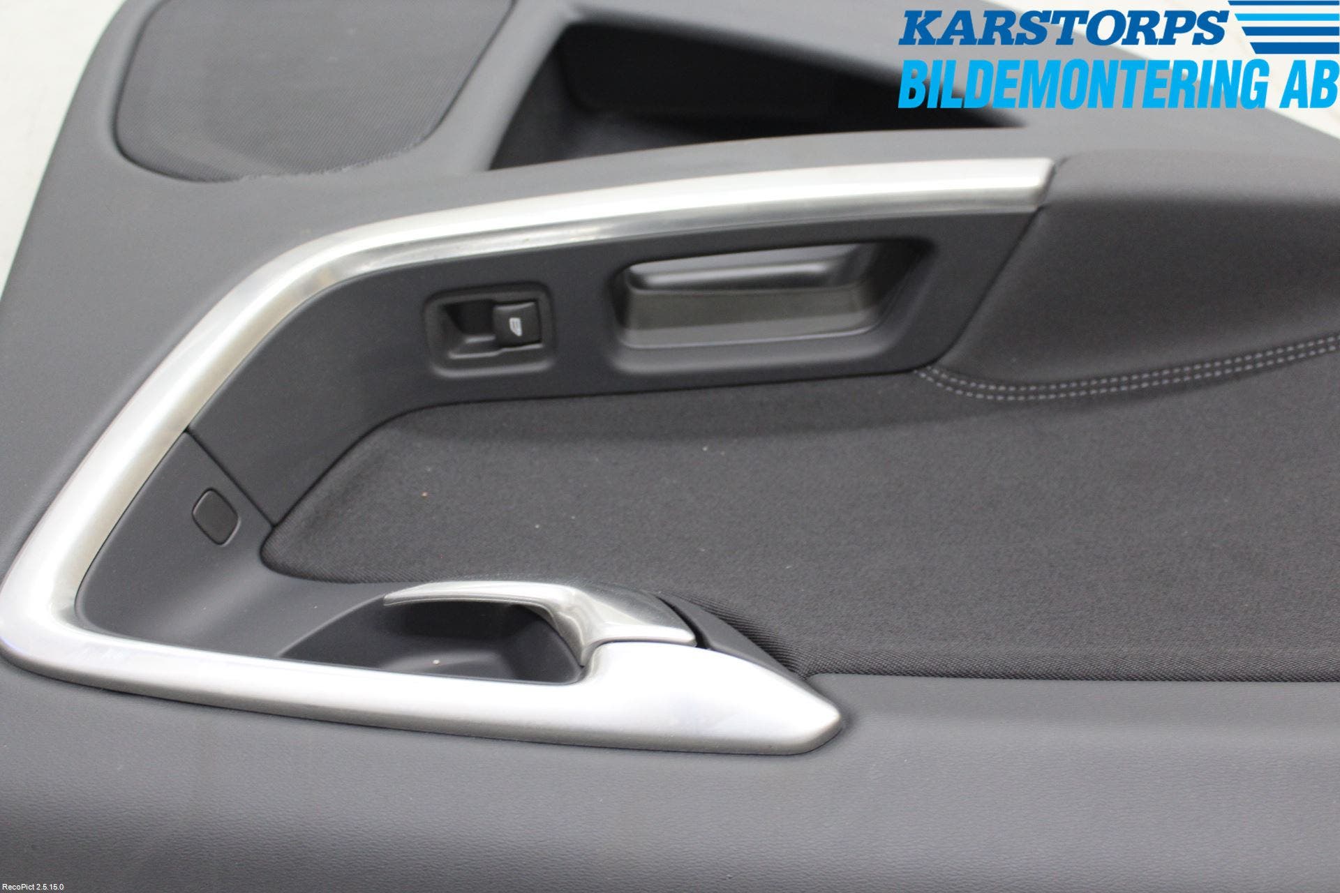 Volvo S60 14-18 Dörrklädsel Vä