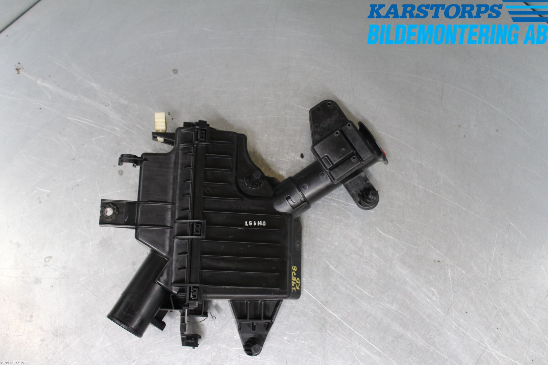 Nissan MICRA 11-16 Luftrenare