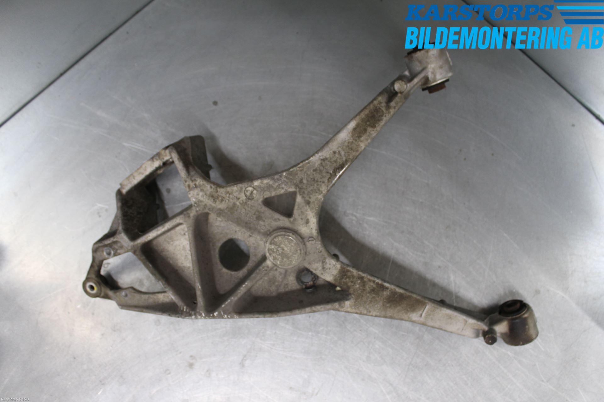 Cadillac DEVILLE Bärarm Bak Höger