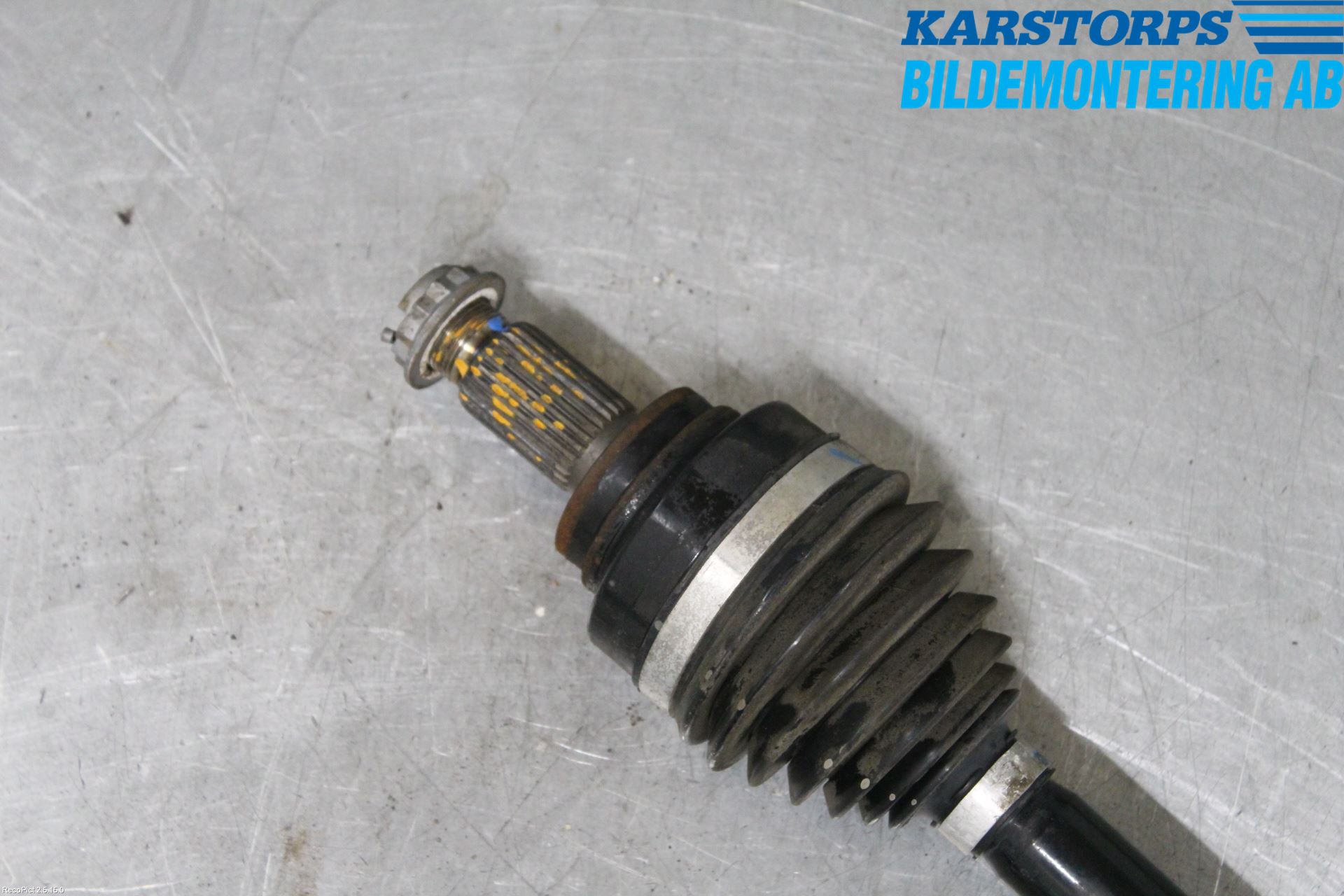 BMW 4 F32/F33/F82/F83 13-20 Drivaxel Bak Höger