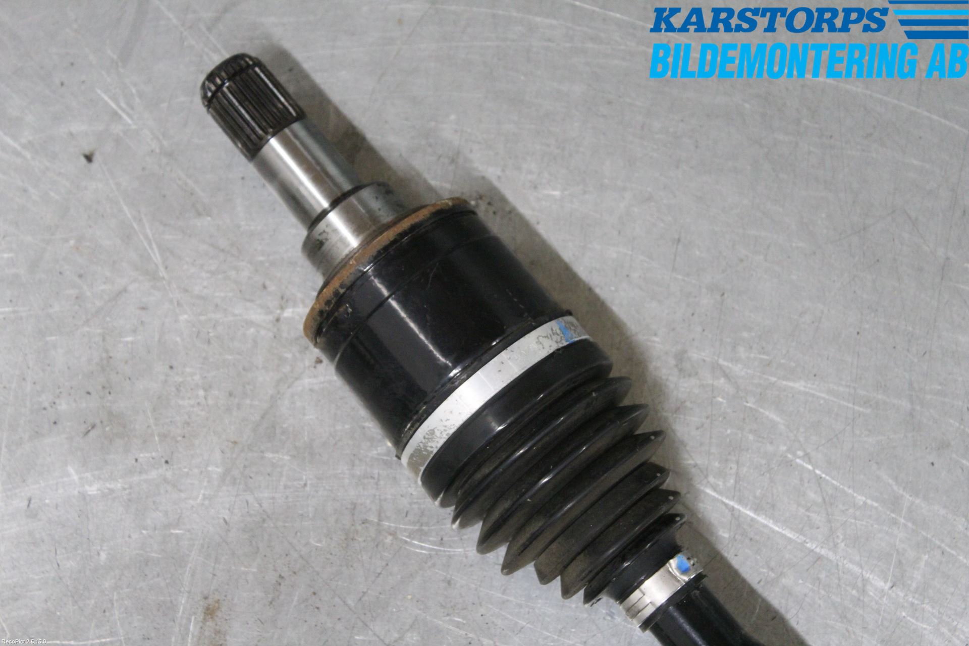 BMW 4 F32/F33/F82/F83 13-20 Drivaxel Bak Höger