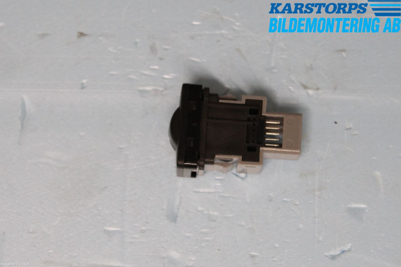 Mitsubishi L200 16-23 Str Ljusvidd Reglering