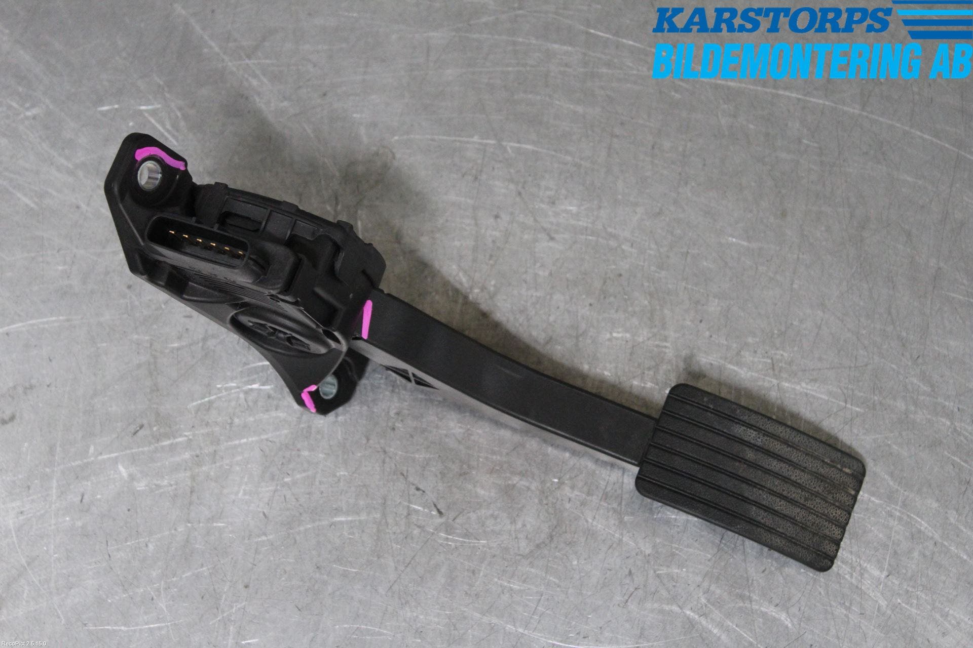 Mitsubishi L200 16-23 Gaspedal