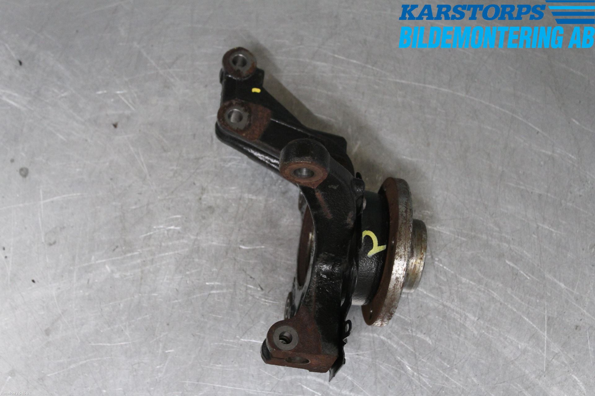 Renault CLIO IV 12-16 Styrspindel Lagerhus Hö