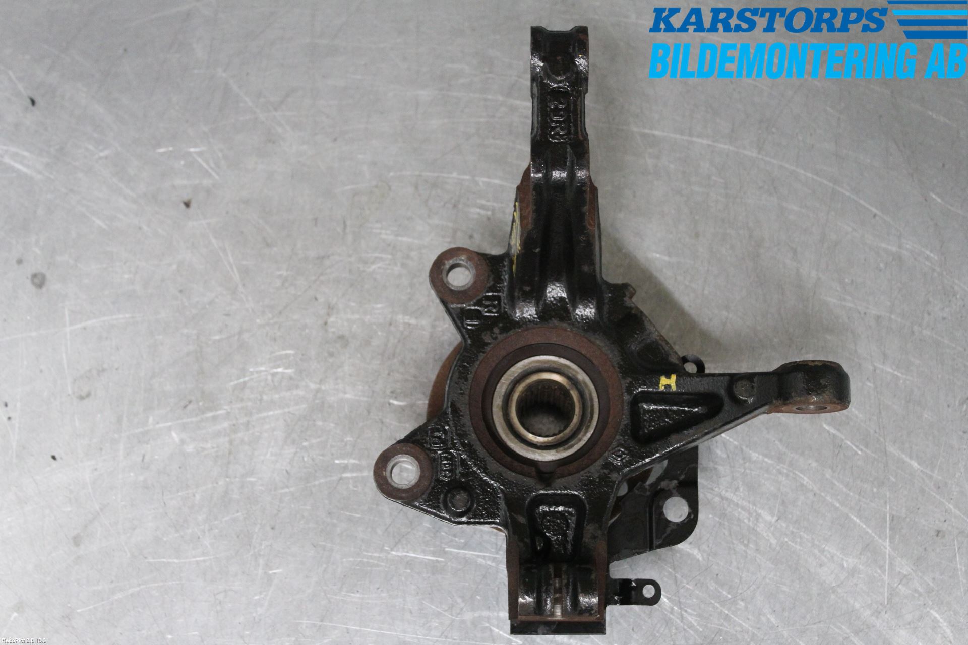 Renault CLIO IV 12-16 Styrspindel Lagerhus Hö