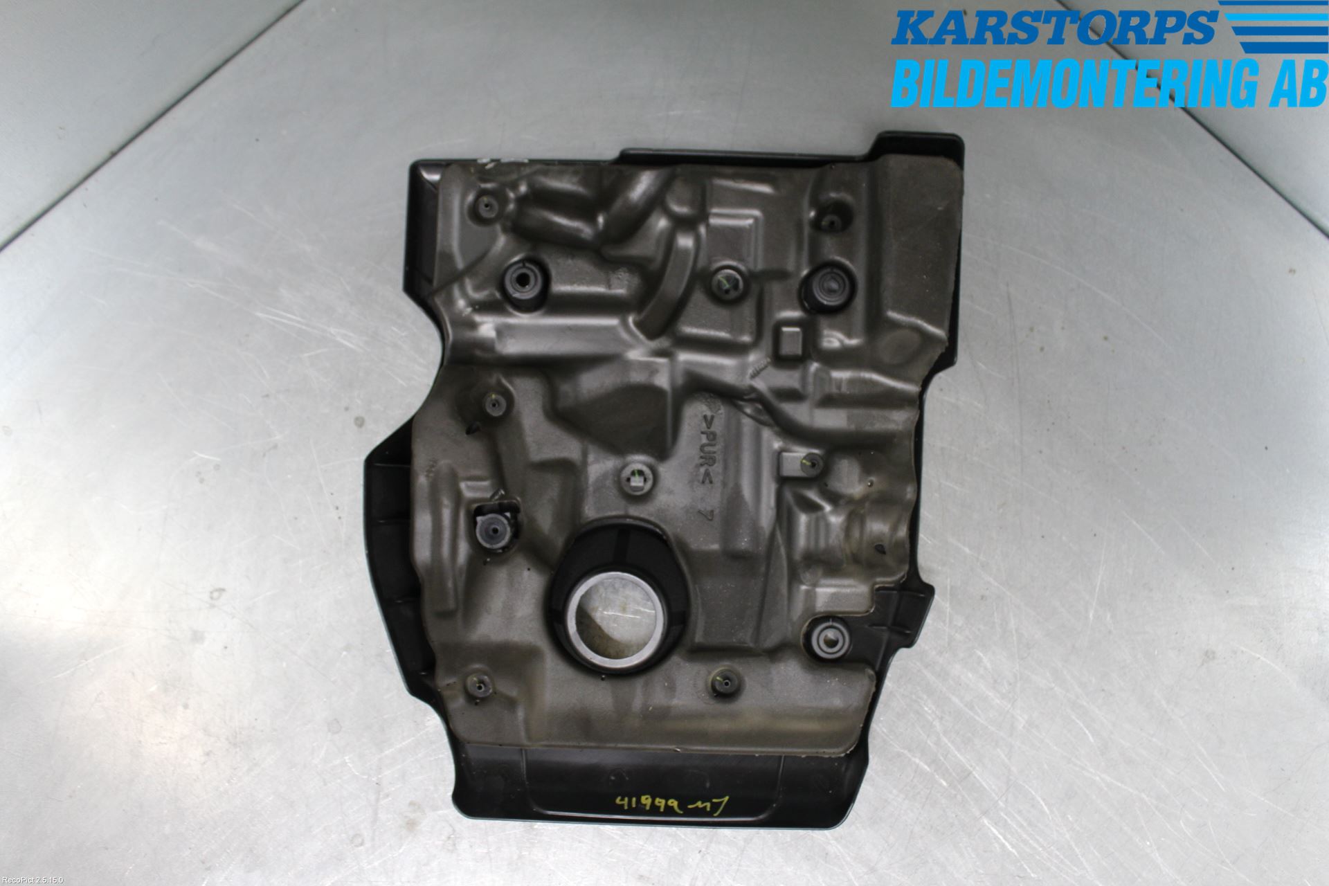 Mitsubishi L200 16-23 Motorkåpa