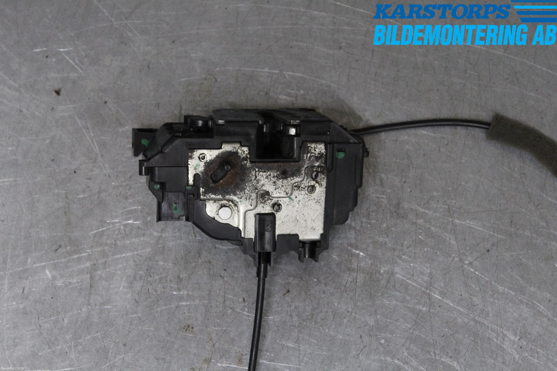 Renault CLIO III  09-12 Låskista-Dörrlås