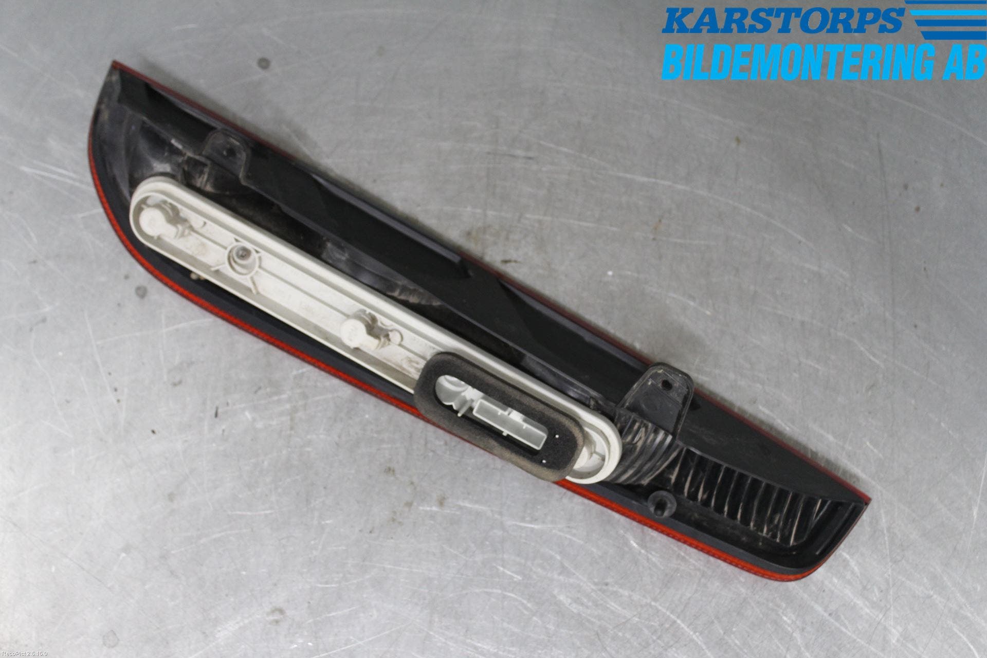 Ford FOCUS 04-07 Bakljus Vänster