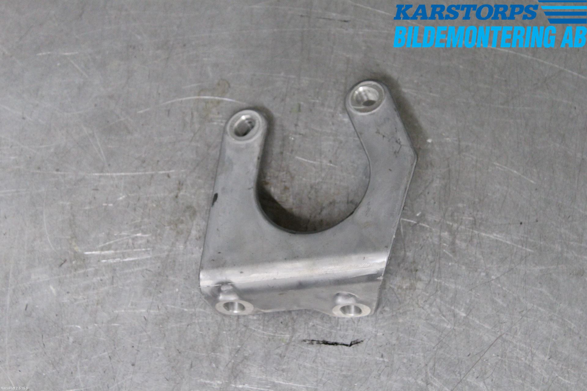 Volvo XC60 14-17 Växellådsfäste