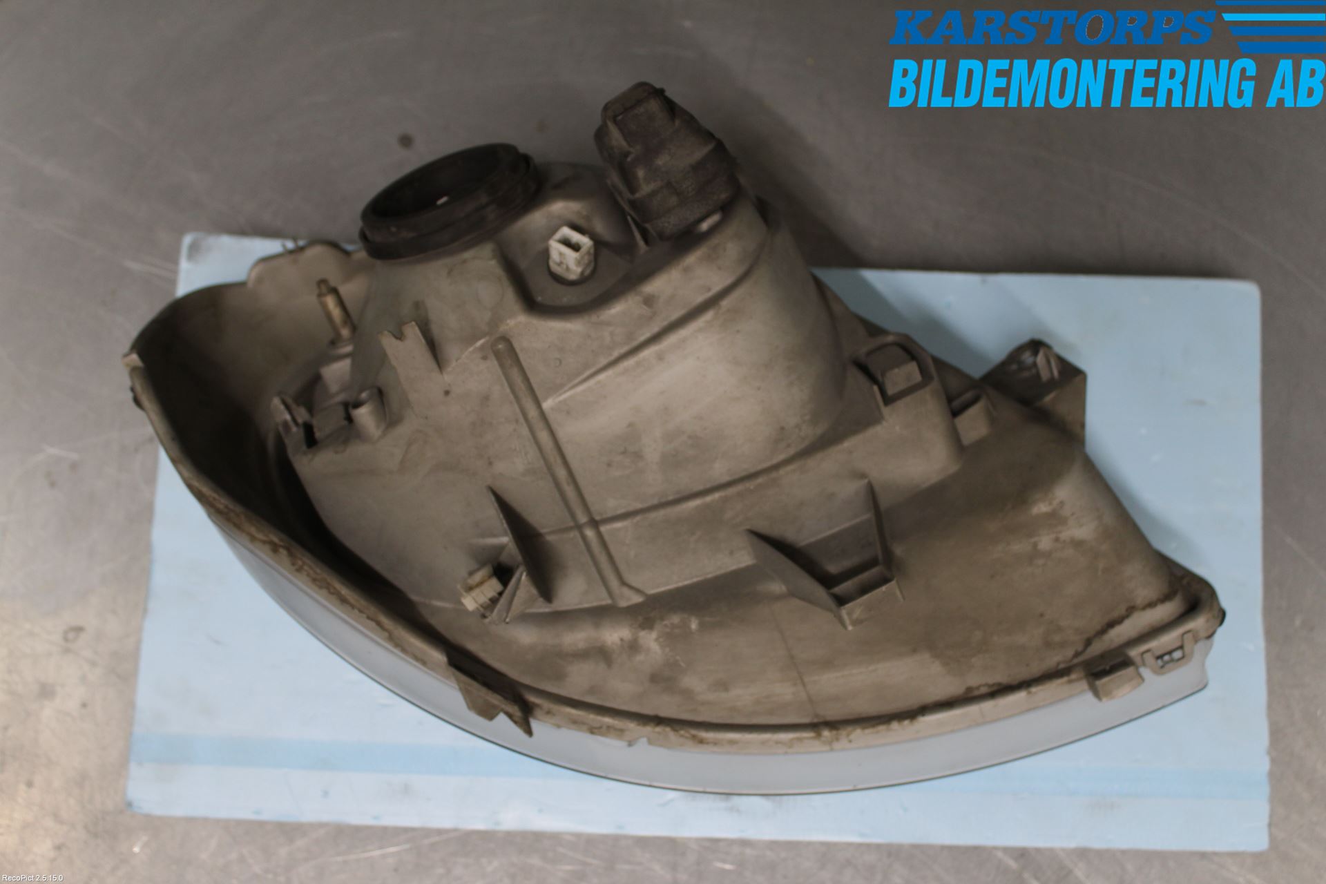 Renault TRAFIC   02-14 Strålkastare Vänster