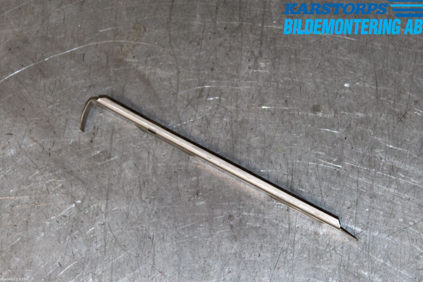 Volvo XC70 08-13 Strålkast Fästsarg