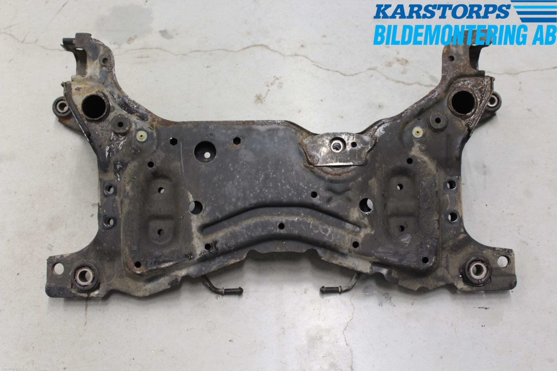 Volvo C30 07-10 Framvagnsbalk