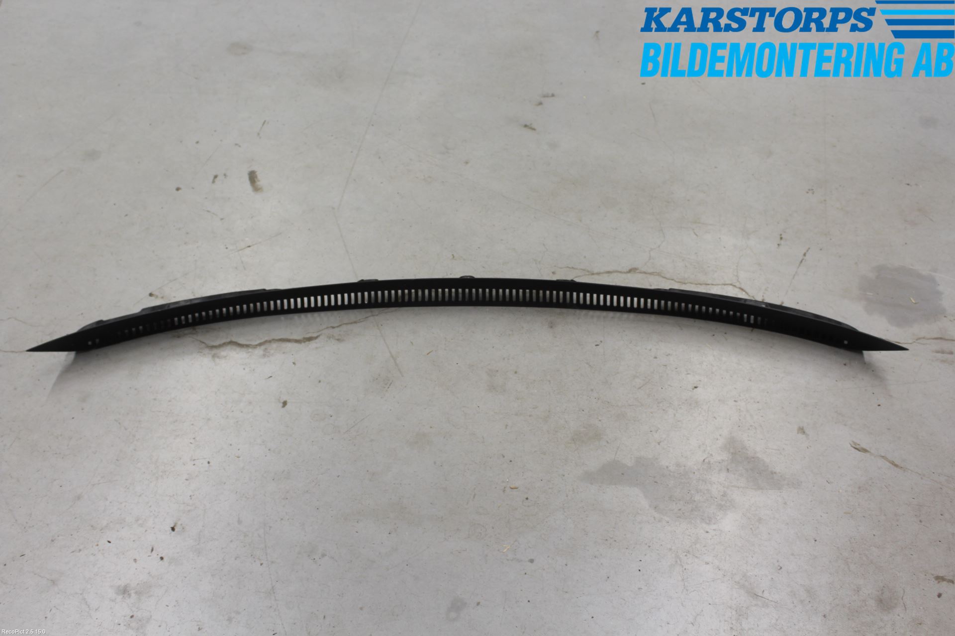 Volvo XC60 09-13 Torpedplåt-Torpedplast