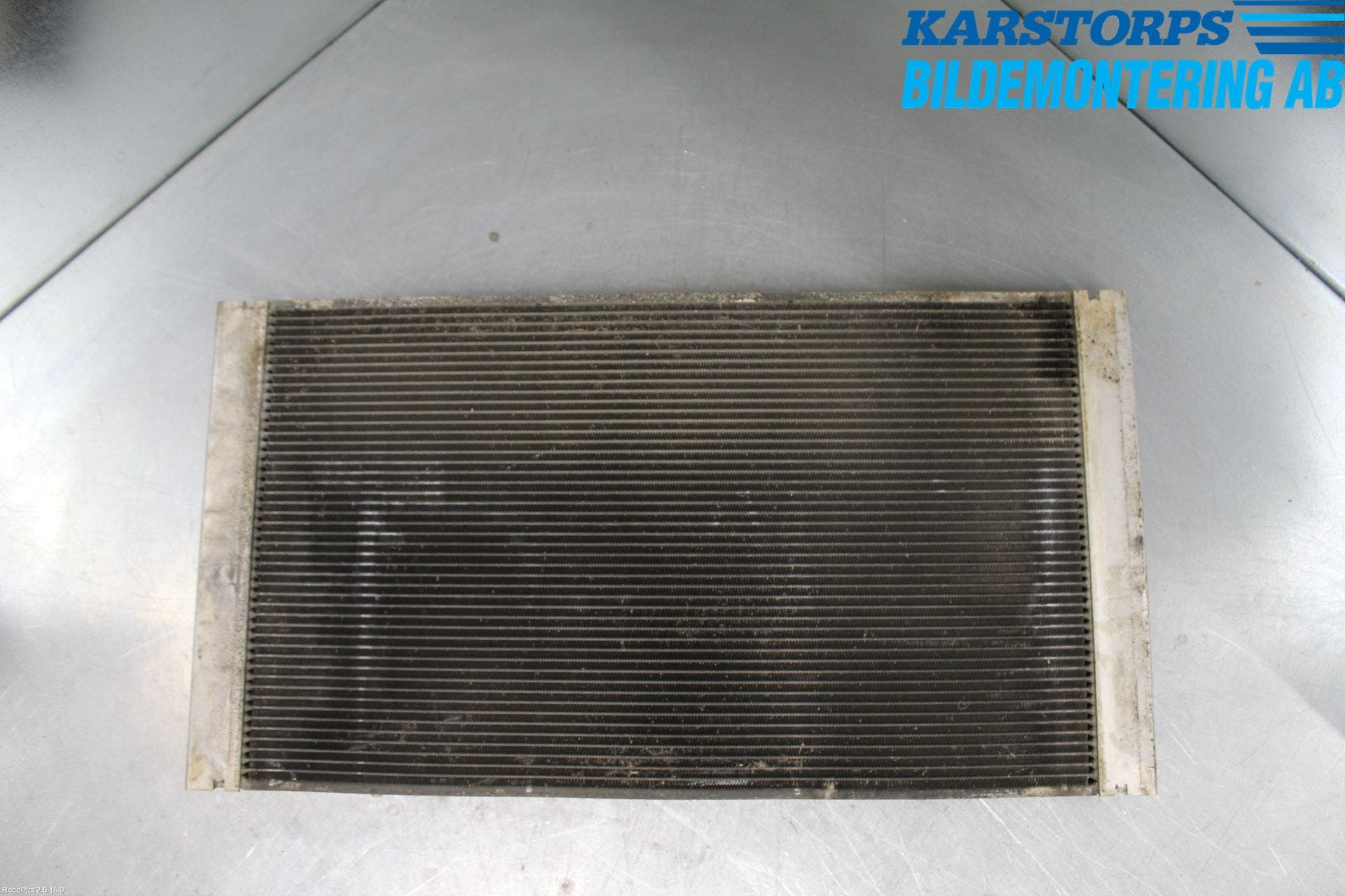 Volvo V50 04-07 Kylare Man