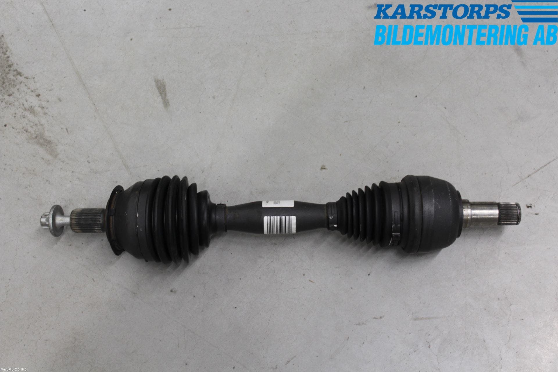 Mercedes-Benz MB A-KLASS (W176) 13-18 Drivaxel Fram Vänster