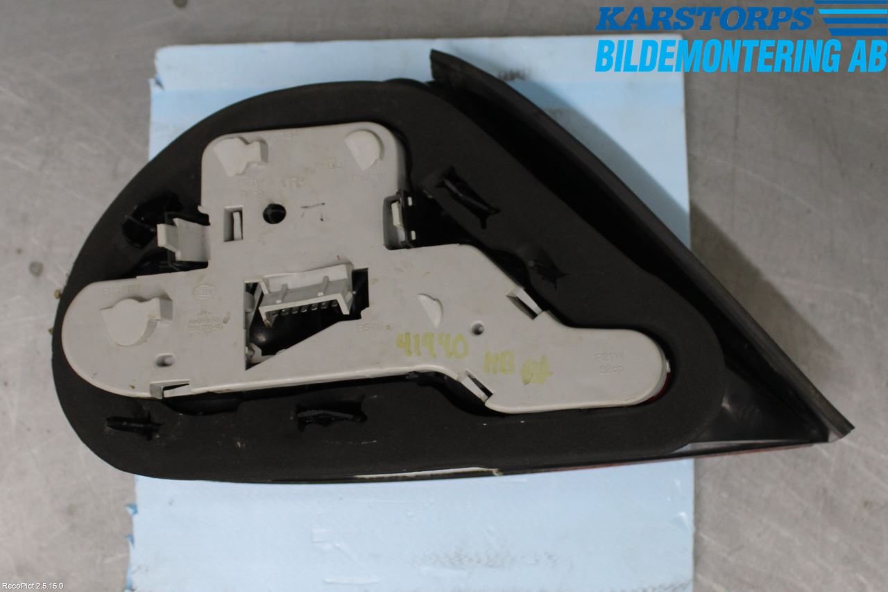 Jaguar S-TYPE Bakljus Höger